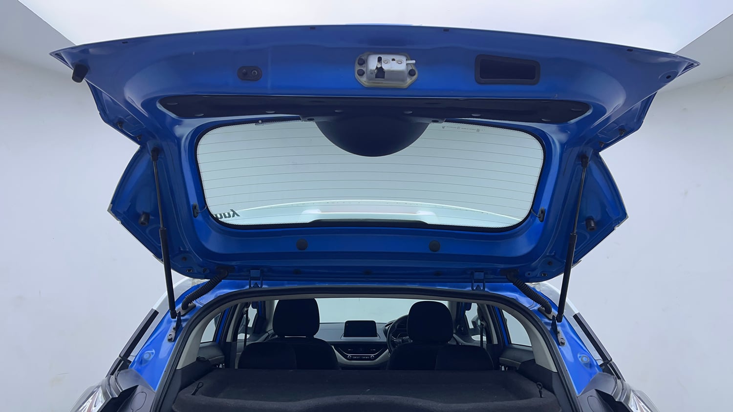 Used 2020 Tata Nexon XZA Plus (O) Petrol Automatic interior DICKY DOOR OPEN VIEW