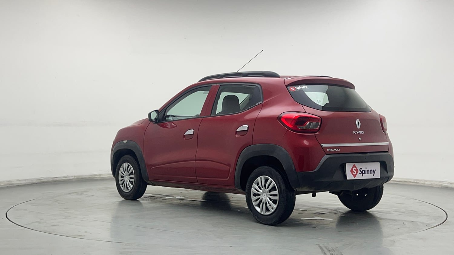 Used 2016 Renault Kwid RXT Petrol Manual exterior LEFT REAR CORNER VIEW