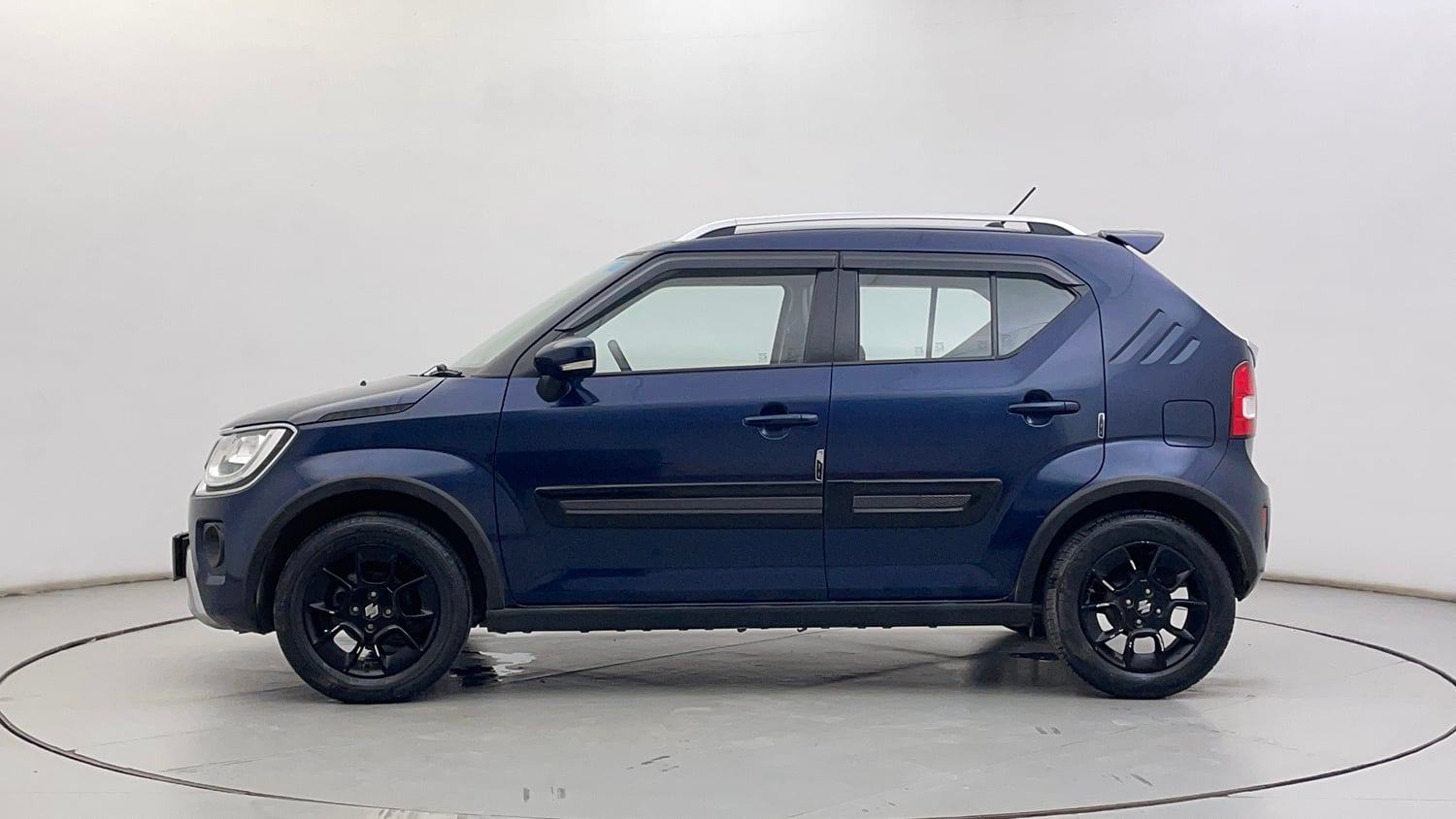 Used 2022 Maruti Suzuki Ignis Alpha 1.2 MT Petrol Manual exterior LEFT SIDE VIEW