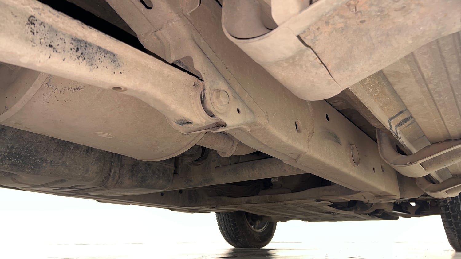 Used 2016 Mahindra TUV300 T8 mHAWK100 Diesel Manual extra REAR RIGHT UNDERBODY VIEW