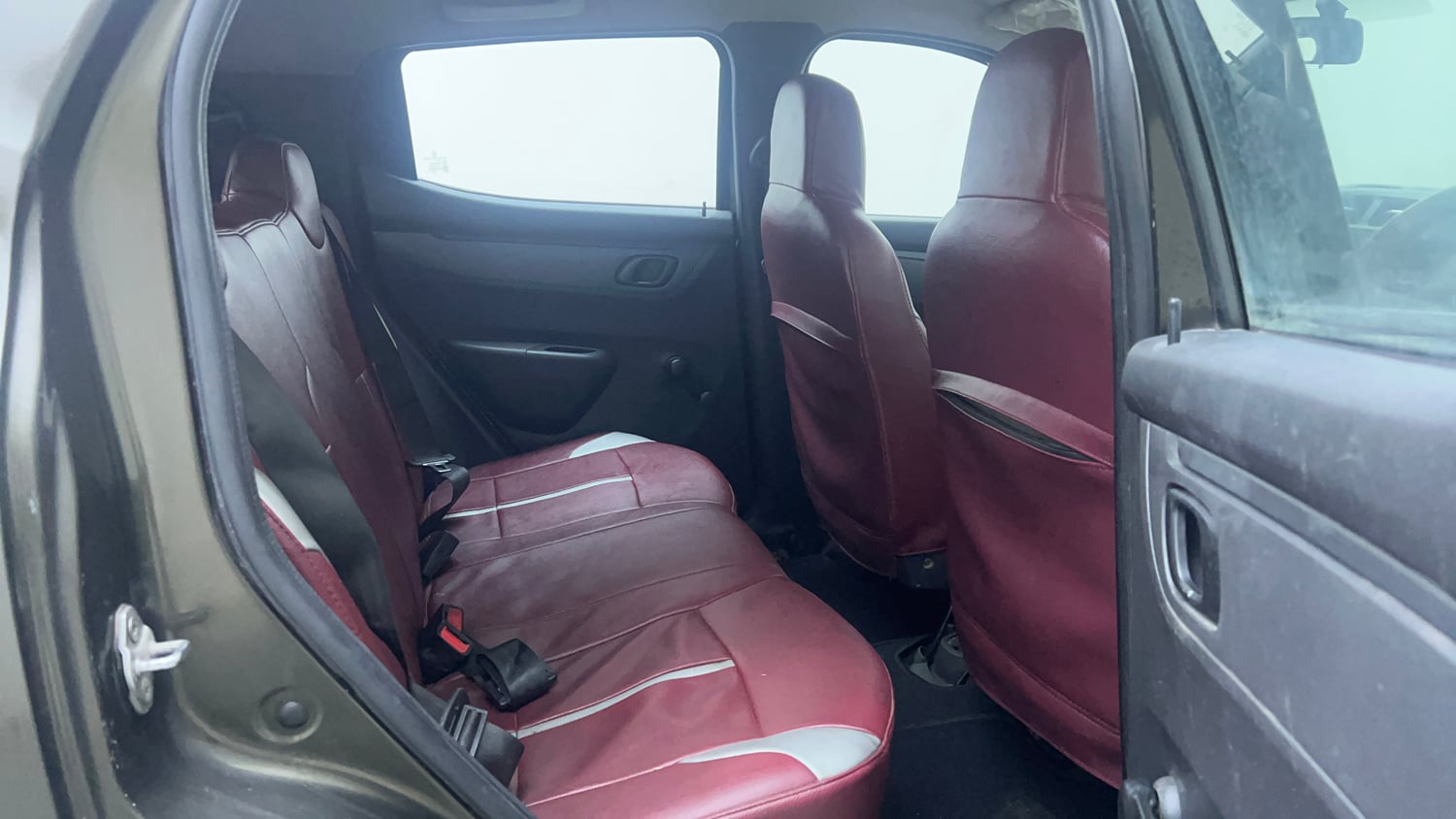 Used 2017 Renault Kwid RXL Petrol Manual interior RIGHT SIDE REAR DOOR CABIN VIEW