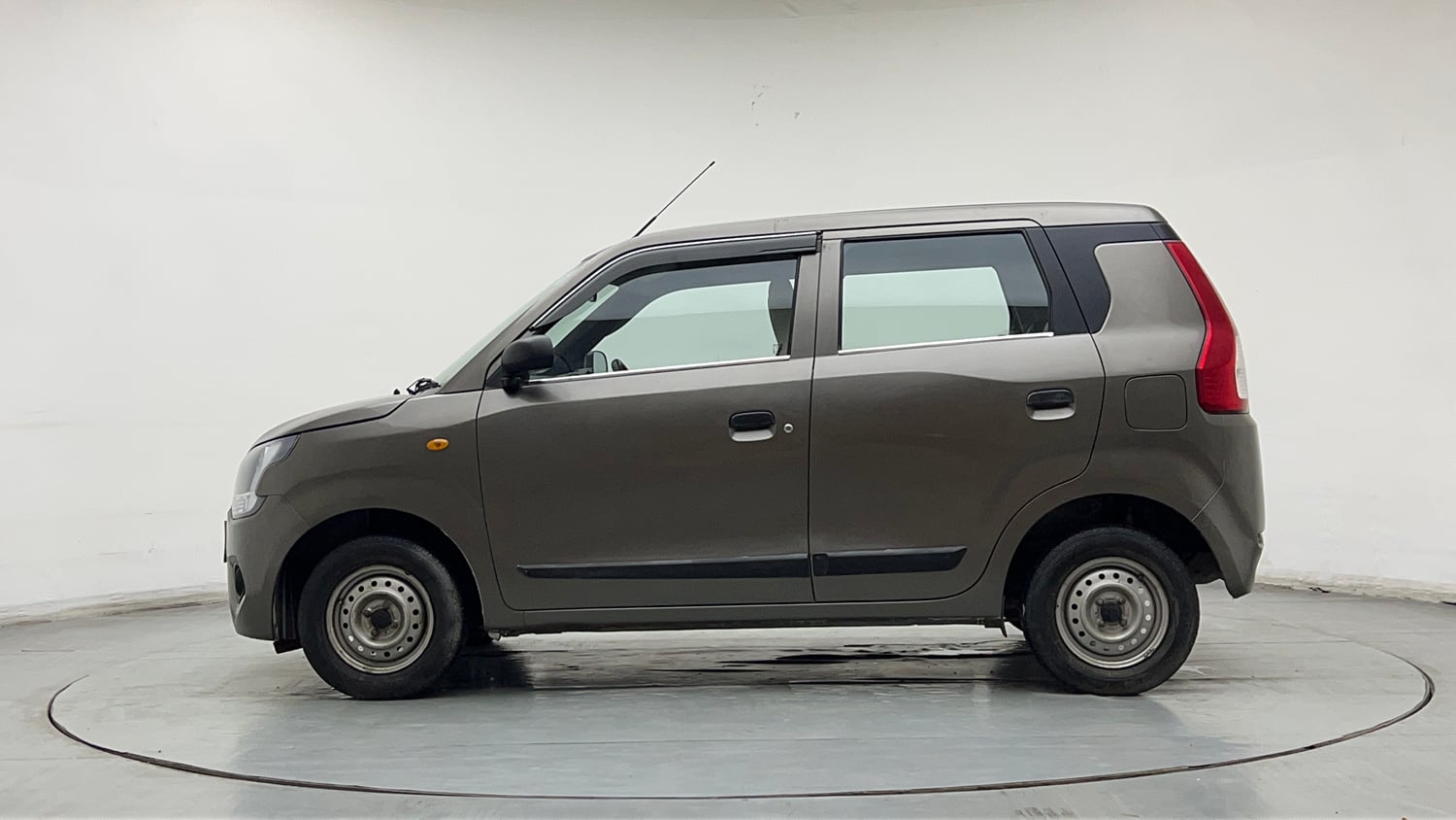 Used 2020 Maruti Suzuki Wagon R LXi (O) 1.0 CNG Cng Manual exterior LEFT SIDE VIEW