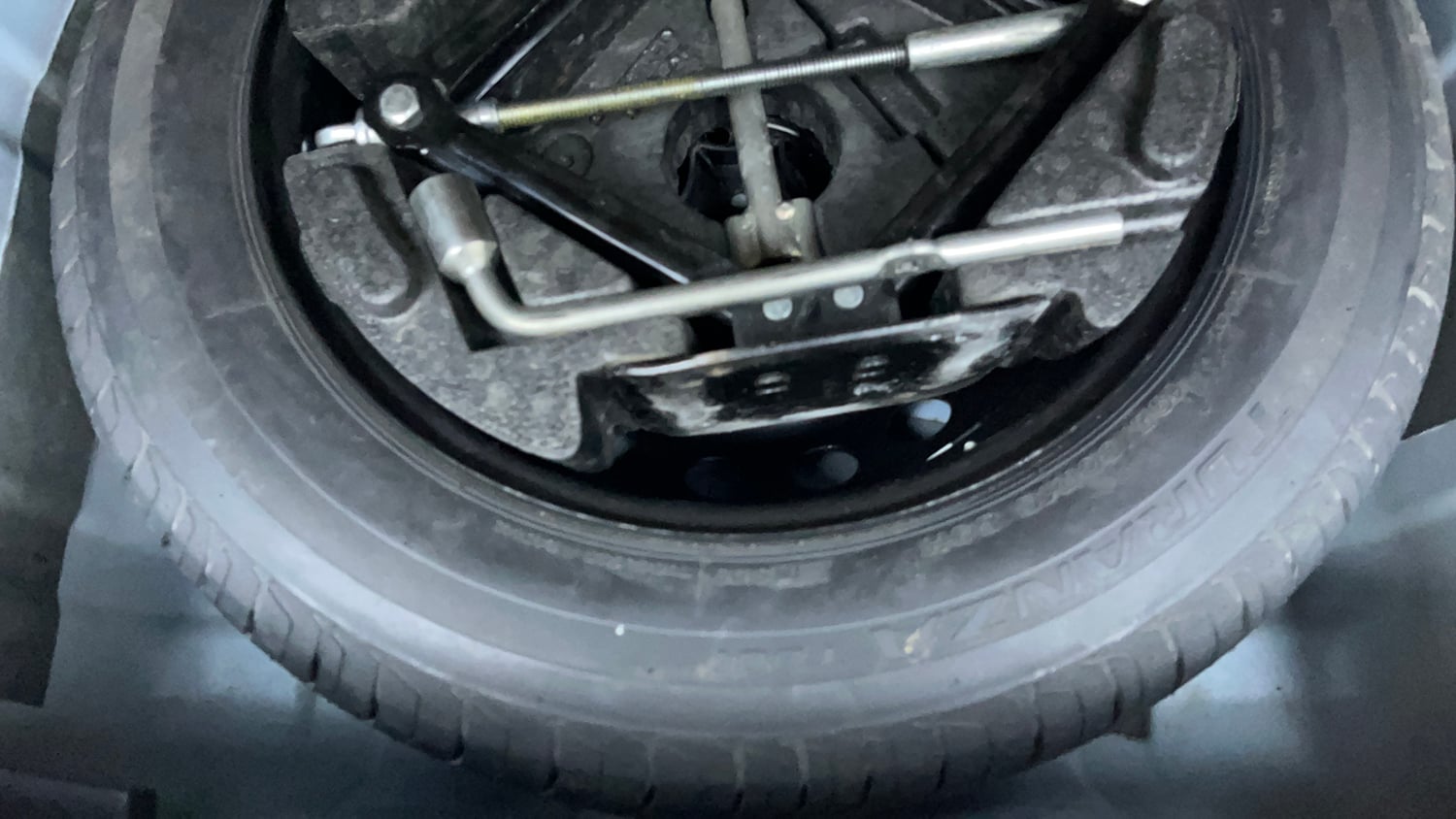Used 2020 Tata Nexon XZA Plus (O) Petrol Automatic tyres SPARE TYRE VIEW