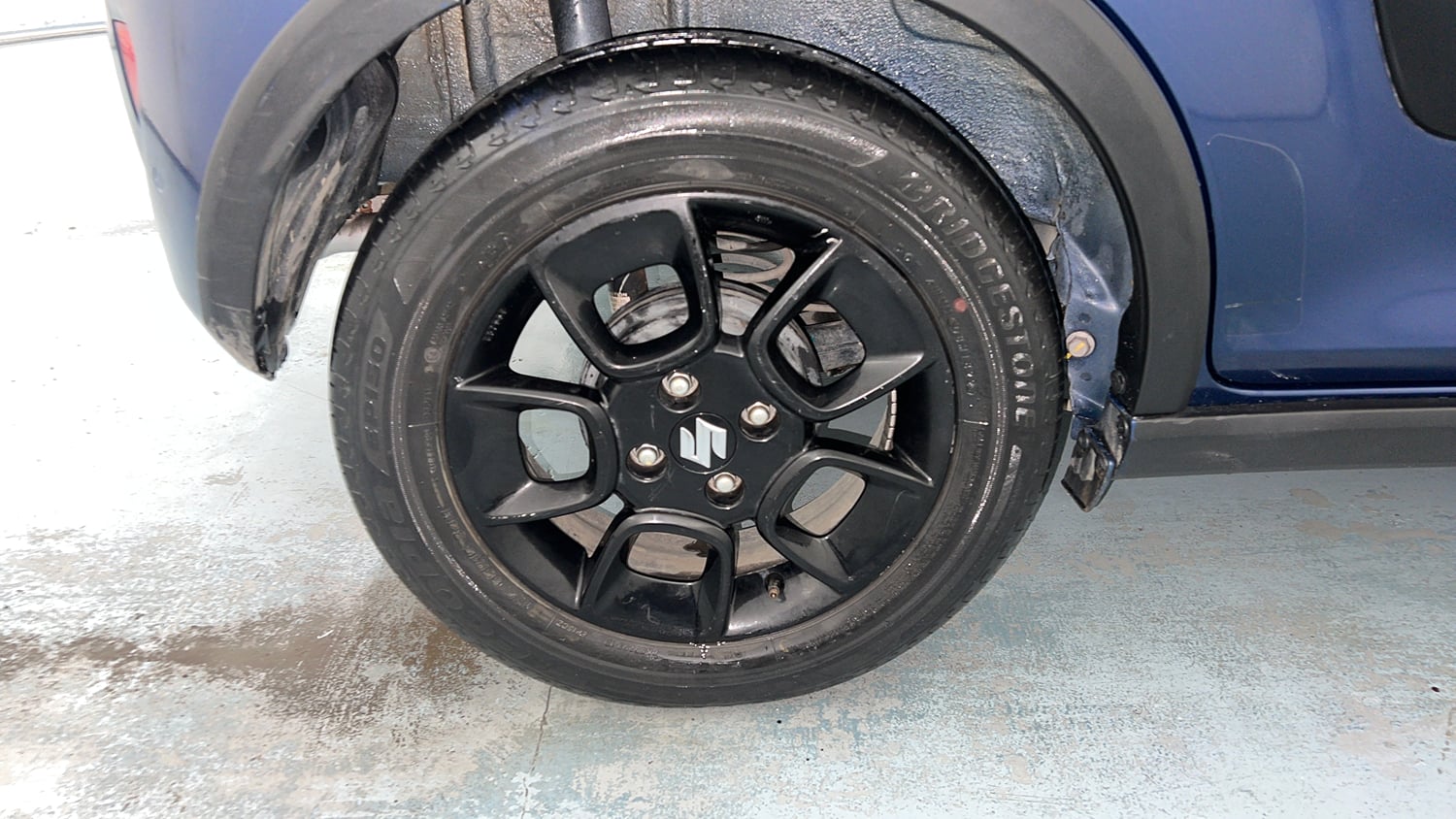Used 2022 Maruti Suzuki Ignis Alpha 1.2 MT Petrol Manual tyres RIGHT REAR TYRE RIM VIEW