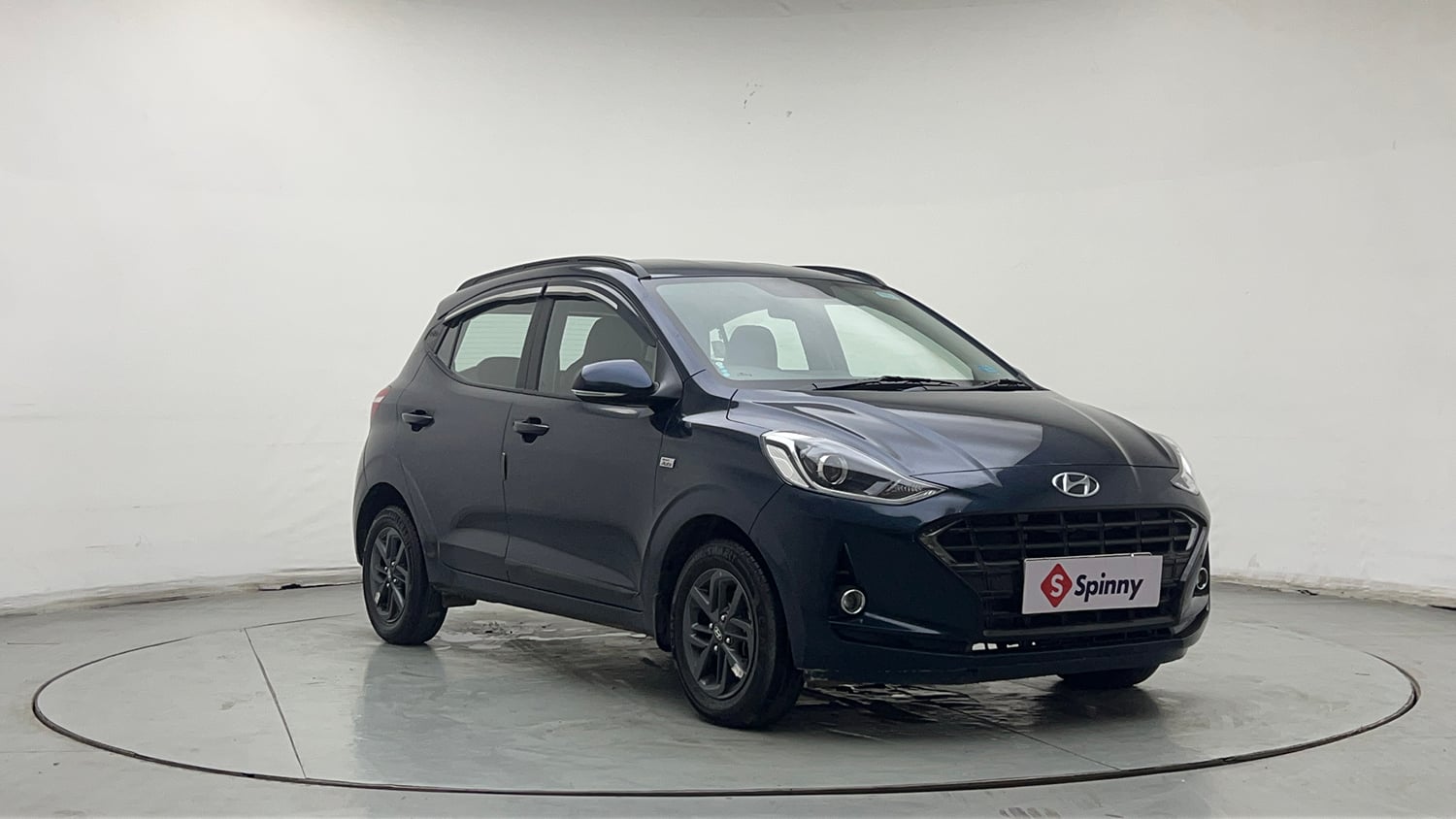 Used 2023 Hyundai Grand i10 Nios Sportz AMT 1.2 Kappa VTVT Petrol Automatic exterior RIGHT FRONT CORNER VIEW