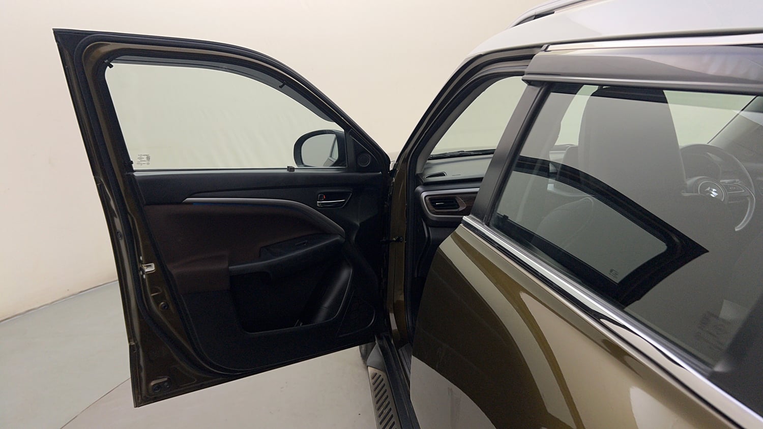 Used 2023 Maruti Suzuki Brezza Zxi Plus Dual Tone Petrol Manual interior LEFT FRONT DOOR OPEN VIEW