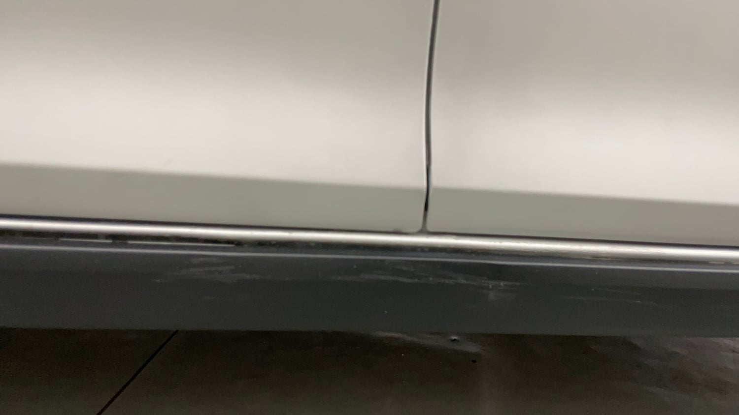 Used 2022 Maruti Suzuki Ignis Zeta 1.2 MT Petrol Manual dents MINOR SCRATCH