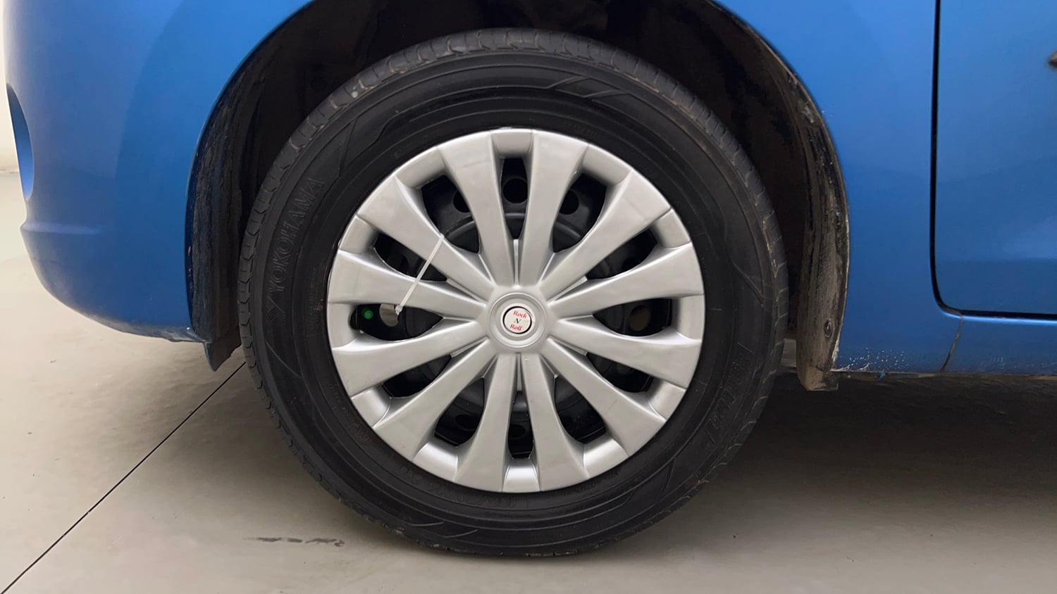 Used 2015 Maruti Suzuki Celerio VXi Petrol Manual tyres LEFT FRONT TYRE RIM VIEW