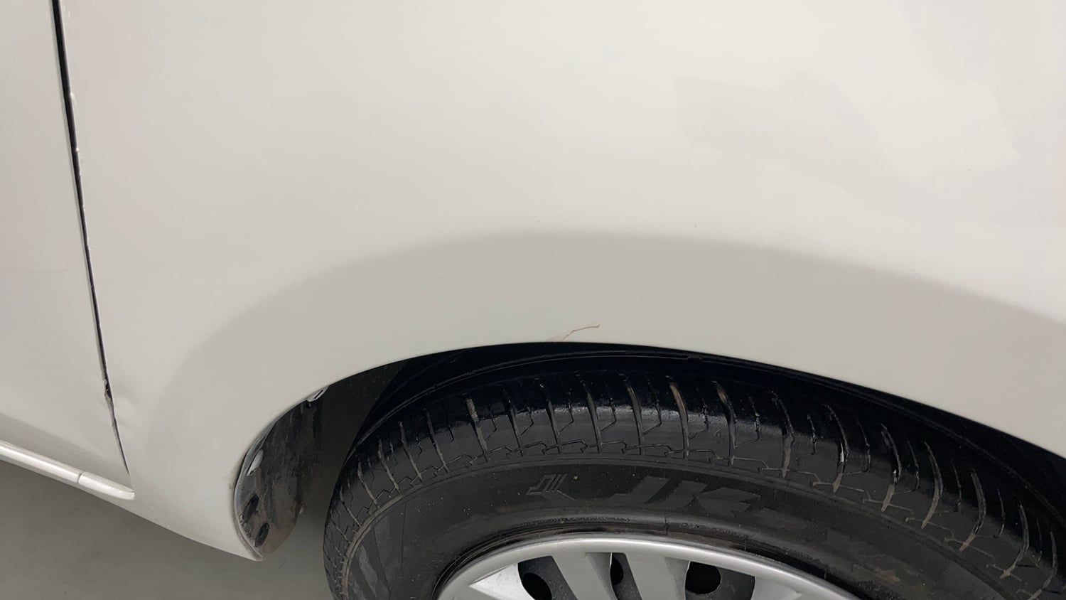 Used 2018 Maruti Suzuki Dzire VDi AMT Diesel Automatic dents MINOR DENT