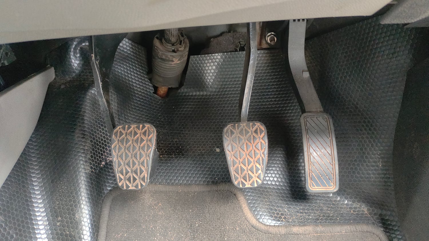Used 2017 Ford EcoSport Ambiente 1.5L TDCi Diesel Manual interior PEDALS VIEW