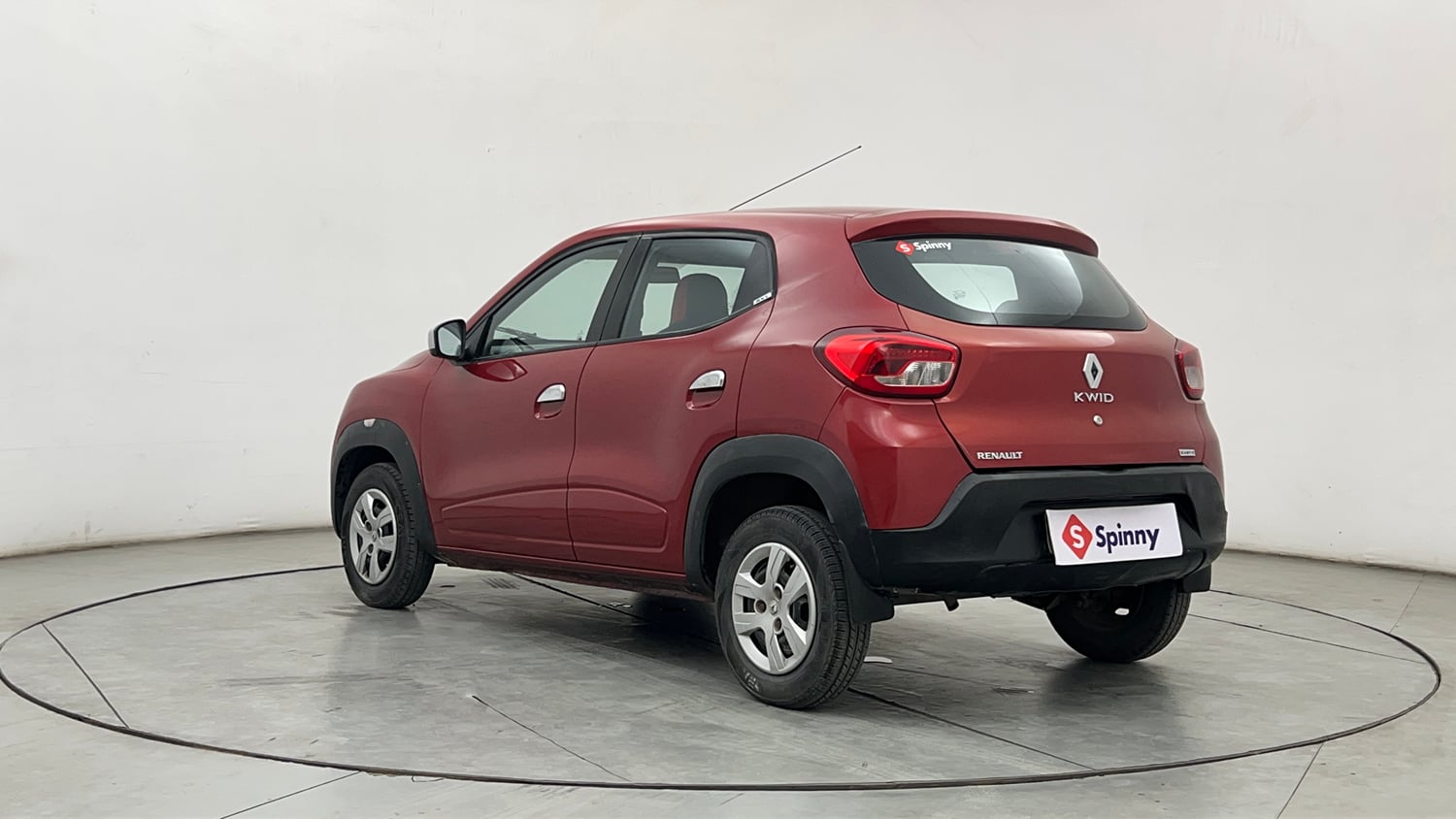 Used 2018 Renault Kwid 1.0 RXT AMT Opt Petrol Automatic exterior LEFT REAR CORNER VIEW