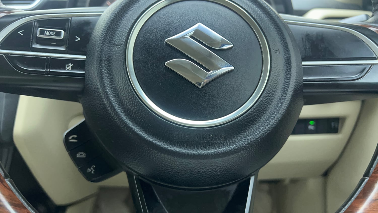 Used 2017 Maruti Suzuki Dzire ZXi Plus Petrol Manual top_features Airbags