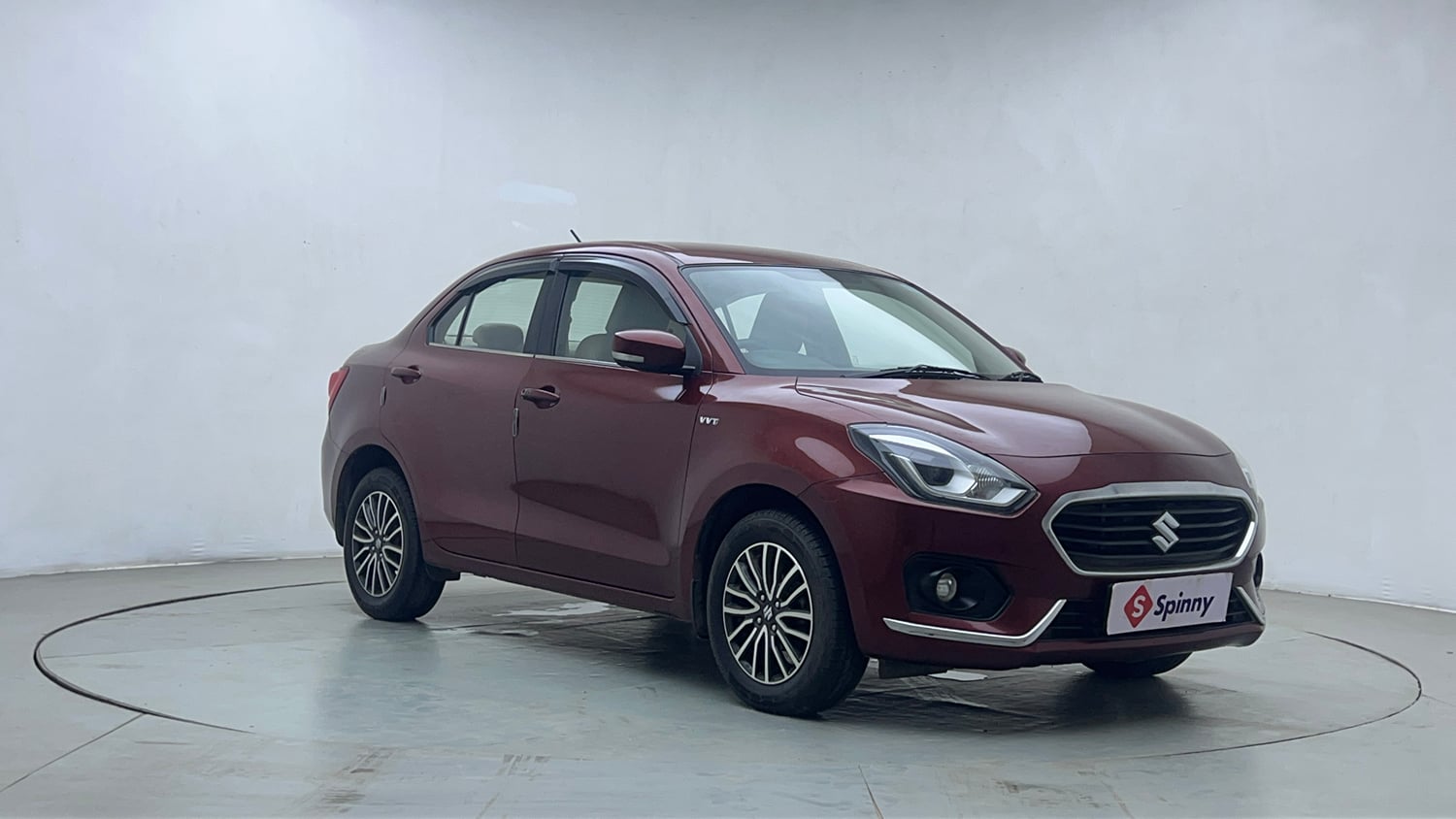 Used 2017 Maruti Suzuki Dzire ZXi Plus Petrol Manual exterior RIGHT FRONT CORNER VIEW