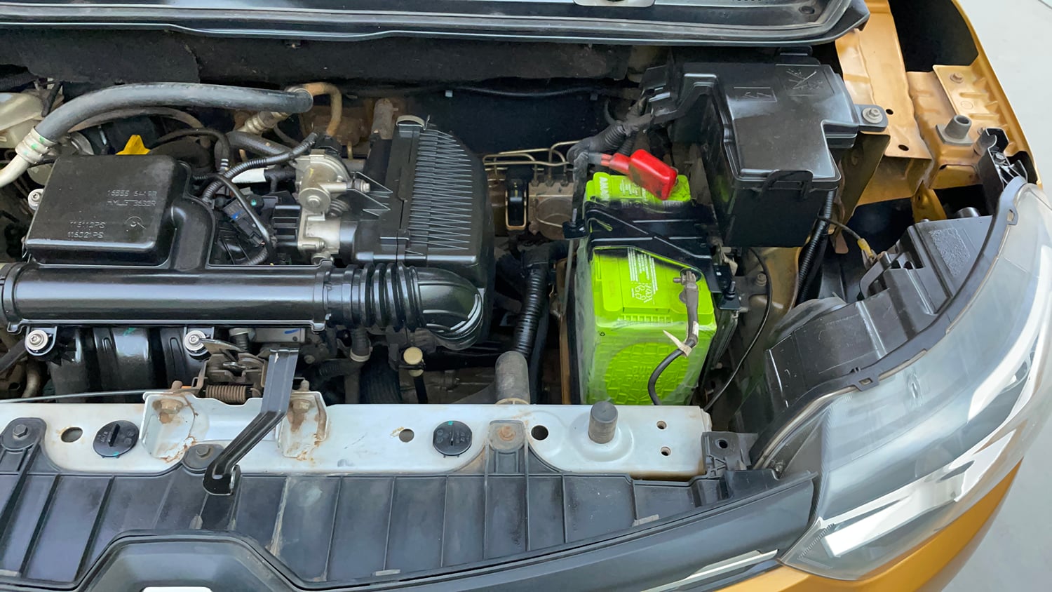 Used 2020 Renault Triber RXZ Petrol Manual engine ENGINE LEFT SIDE VIEW