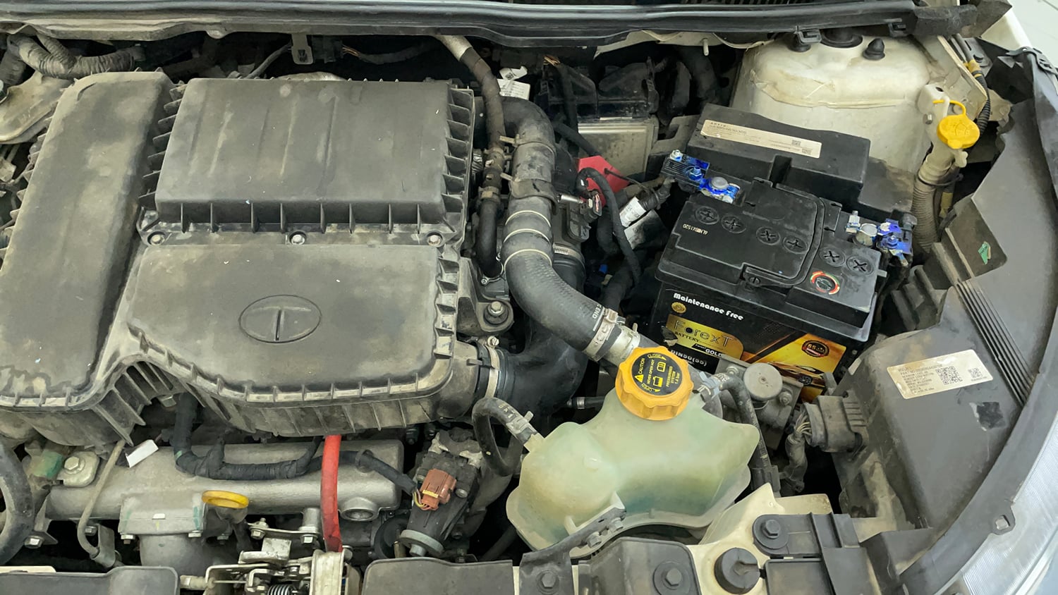 Used 2021 Tata Nexon XZA Plus Diesel Diesel Automatic engine ENGINE LEFT SIDE VIEW