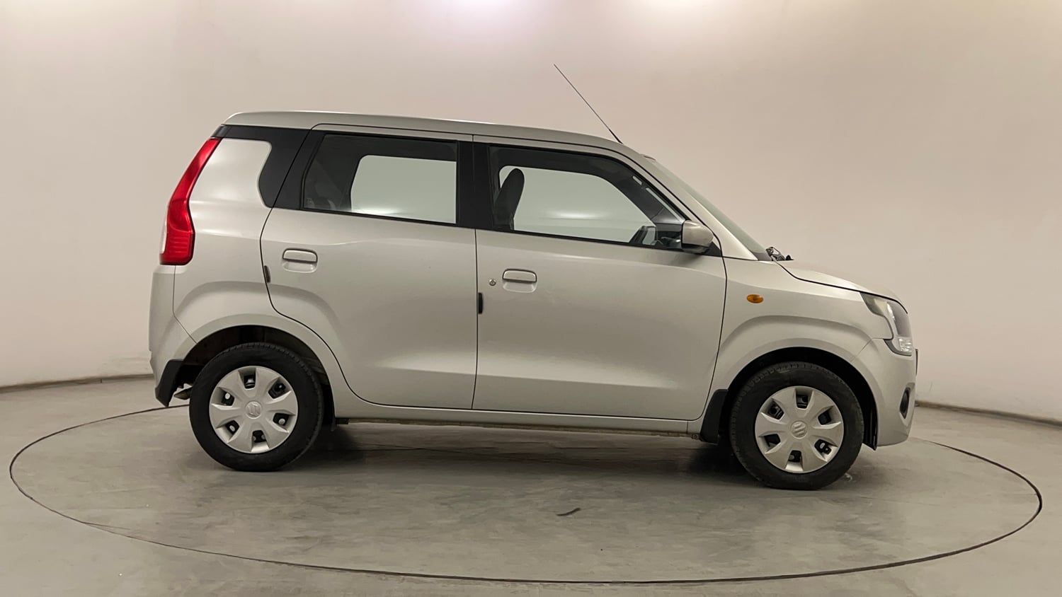 Used 2019 Maruti Suzuki Wagon R VXi 1.2 Petrol Manual exterior RIGHT SIDE VIEW