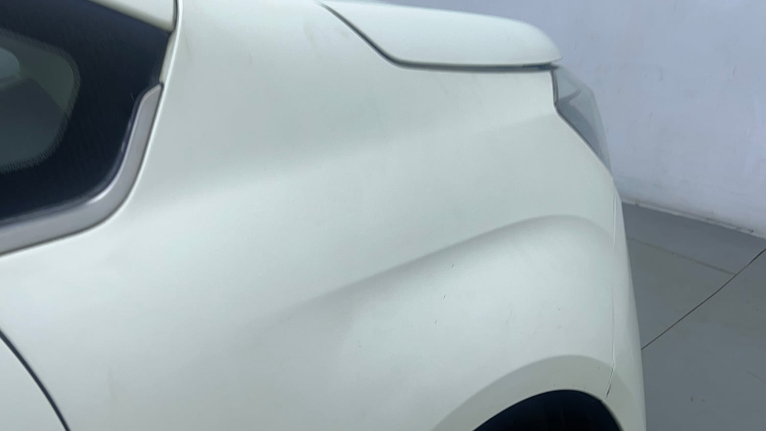 Used 2019 Mahindra Marazzo M6 7 STR Diesel Manual dents MINOR SCRATCH