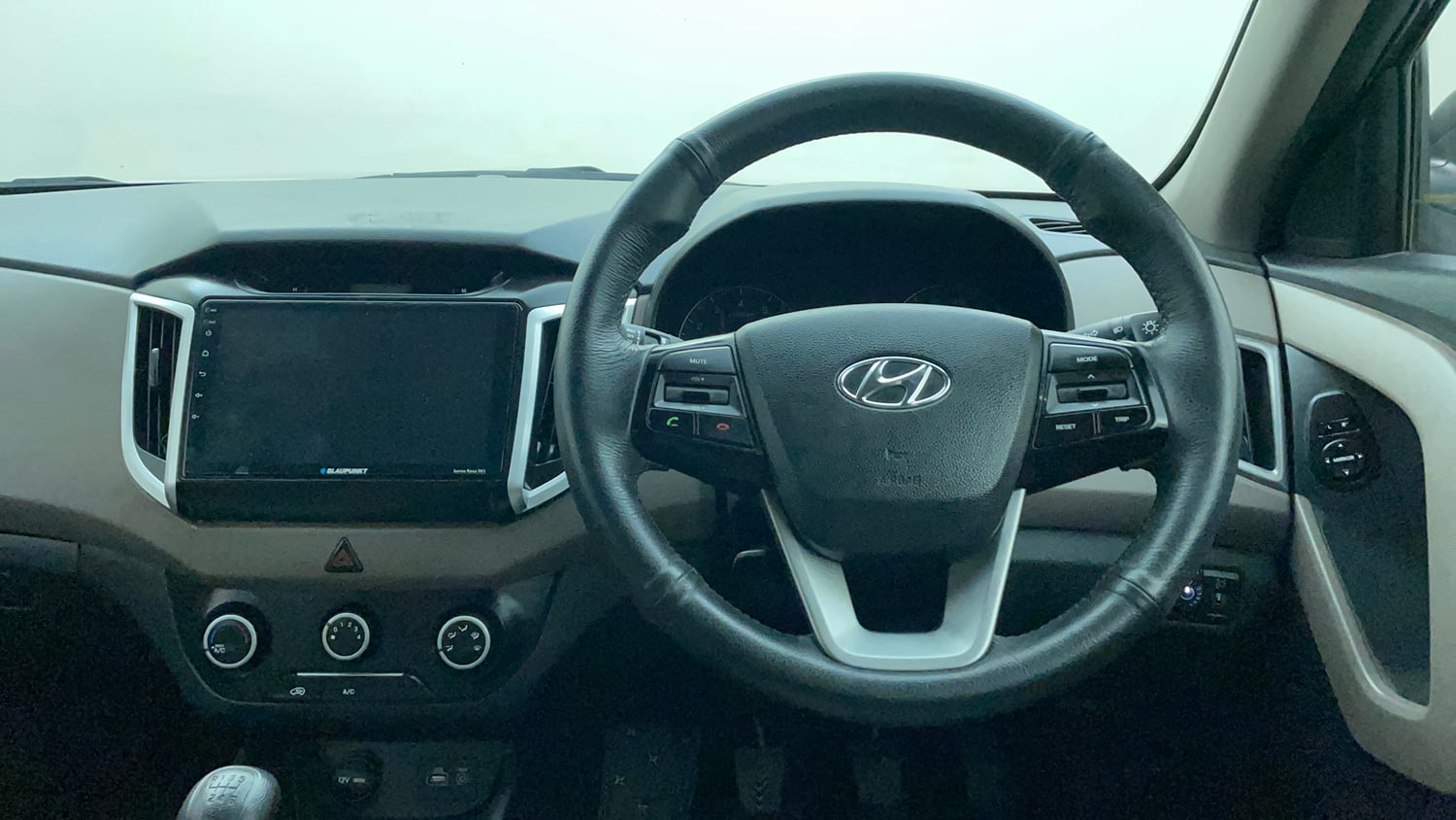 Used 2018 Hyundai Creta 1.6 E+ VTVT Petrol + CNG (Outside Fitted) Cng Manual interior STEERING VIEW