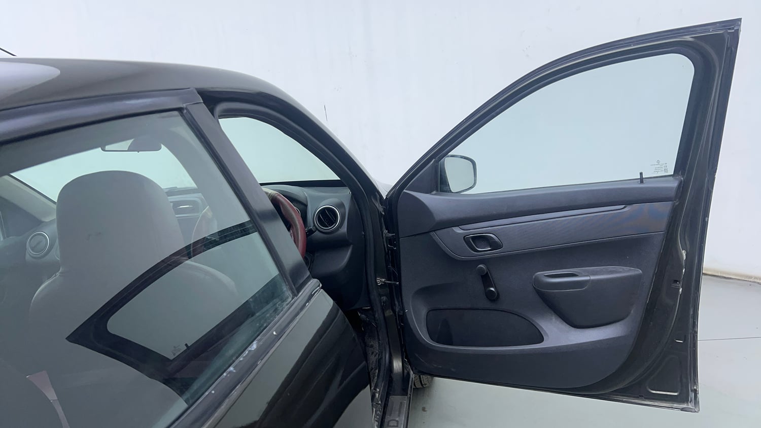 Used 2017 Renault Kwid RXL Petrol Manual interior RIGHT FRONT DOOR OPEN VIEW