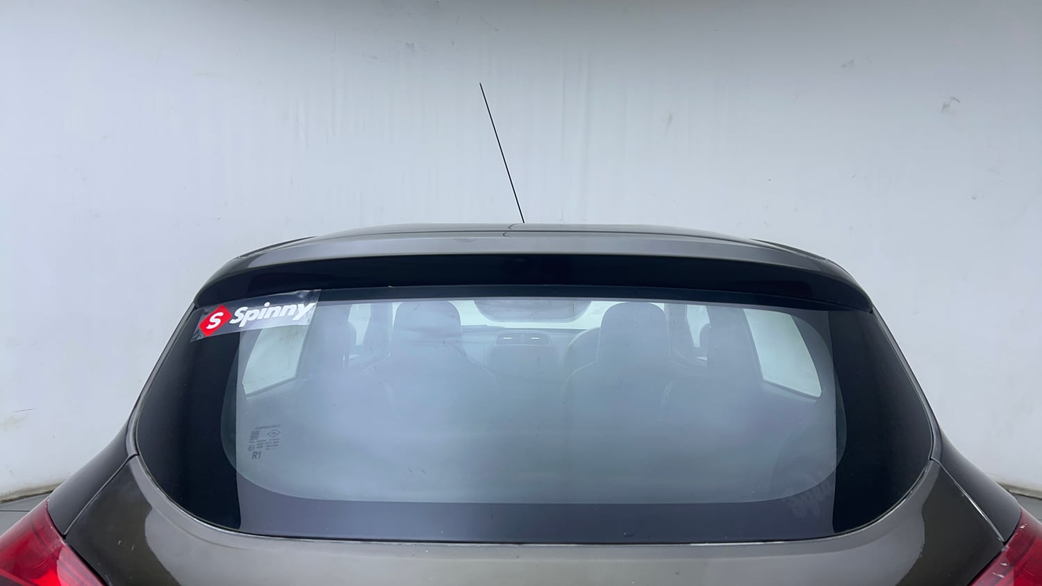Used 2017 Renault Kwid RXL Petrol Manual exterior BACK WINDSHIELD VIEW