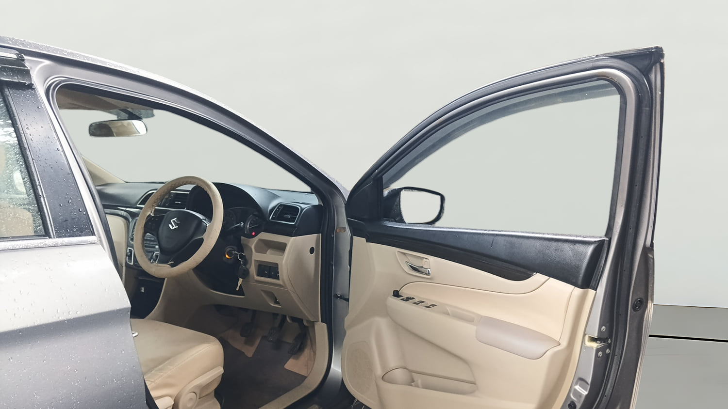 Used 2017 Maruti Suzuki Ciaz Delta 1.4 MT Petrol Manual interior RIGHT FRONT DOOR OPEN VIEW
