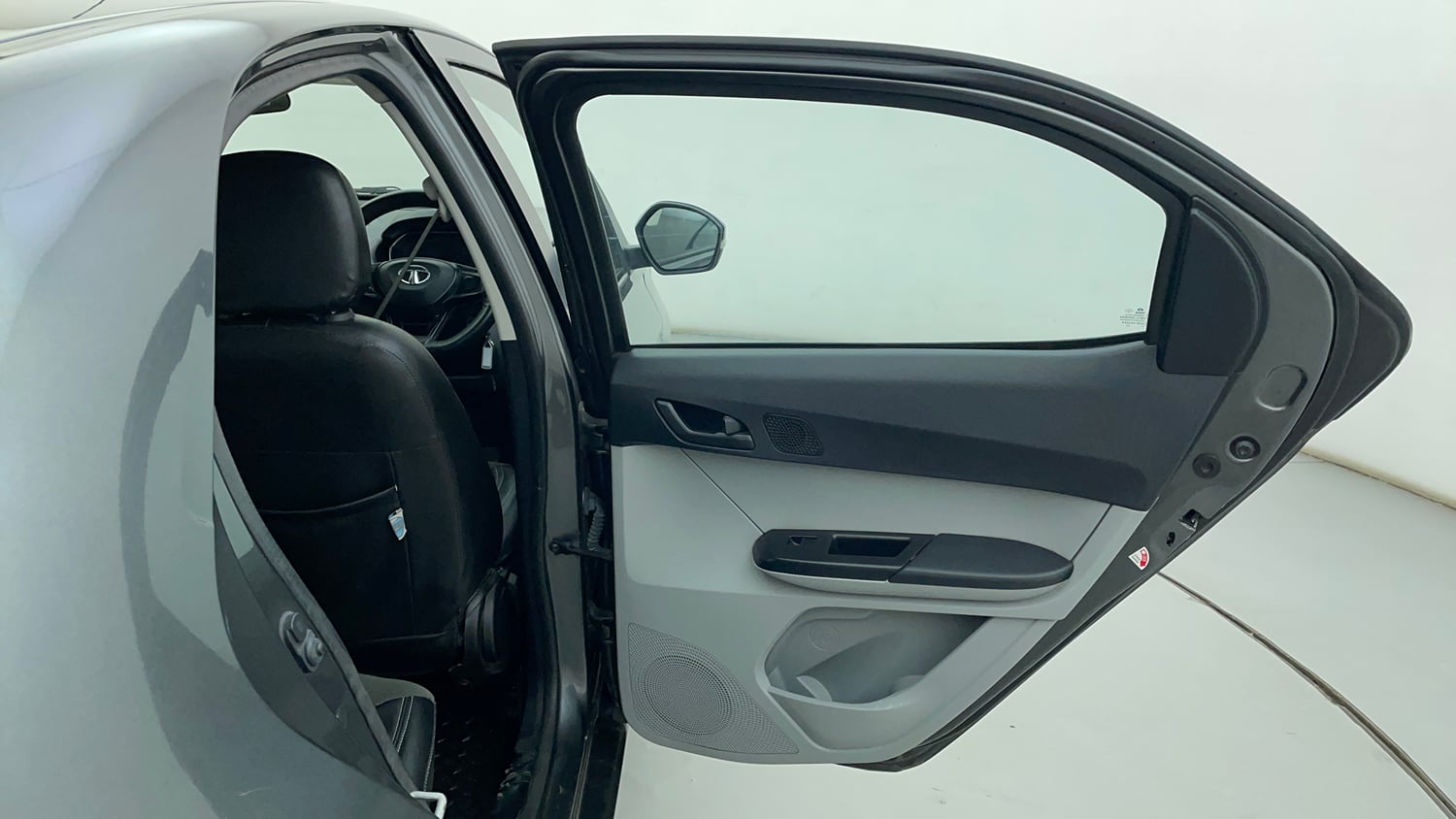 Used 2022 Tata Tiago XT Rhythm Petrol Manual interior RIGHT REAR DOOR OPEN VIEW