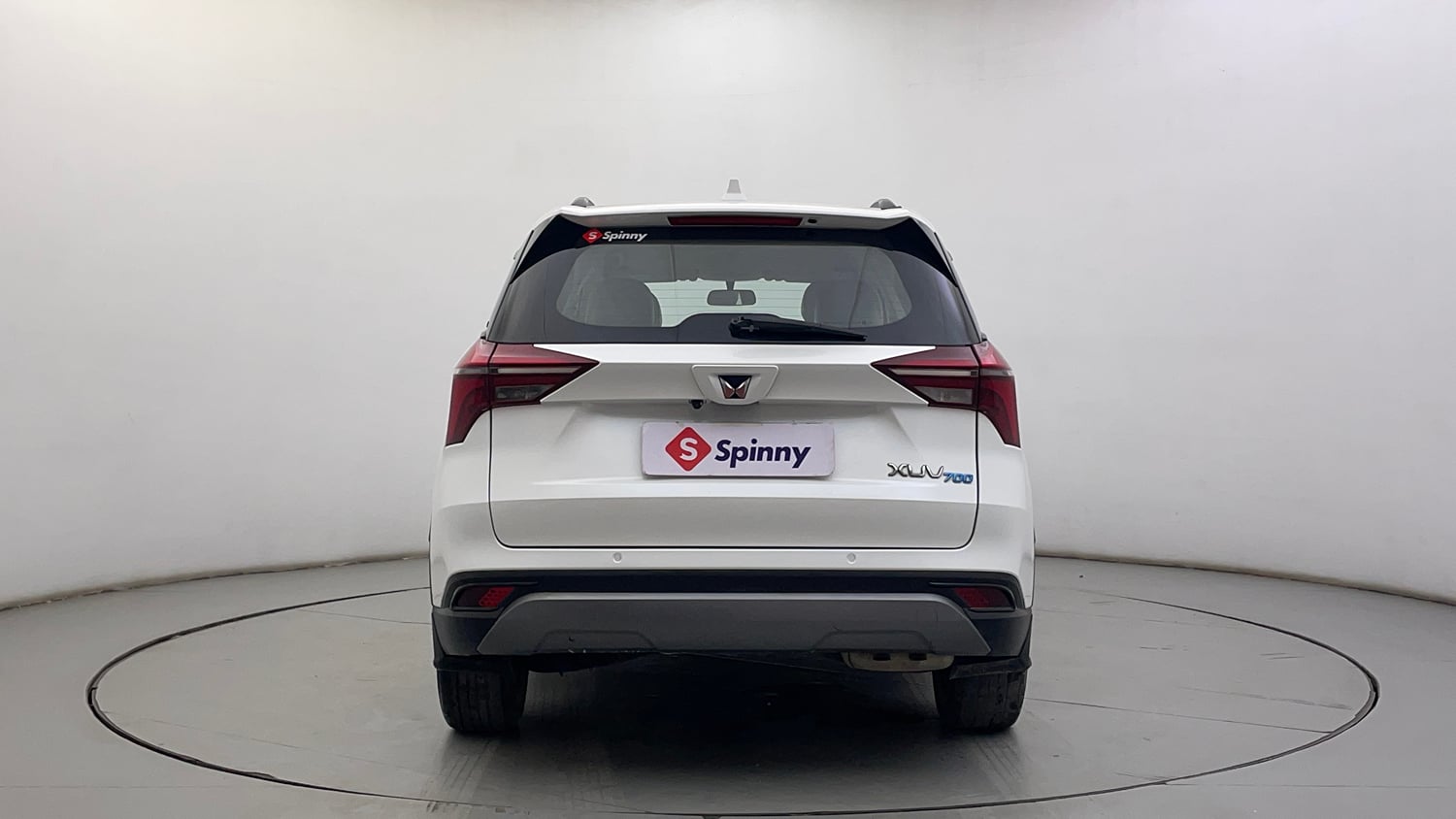 Used 2022 Mahindra XUV700 AX 3 Petrol MT 5 STR Petrol Manual exterior BACK VIEW