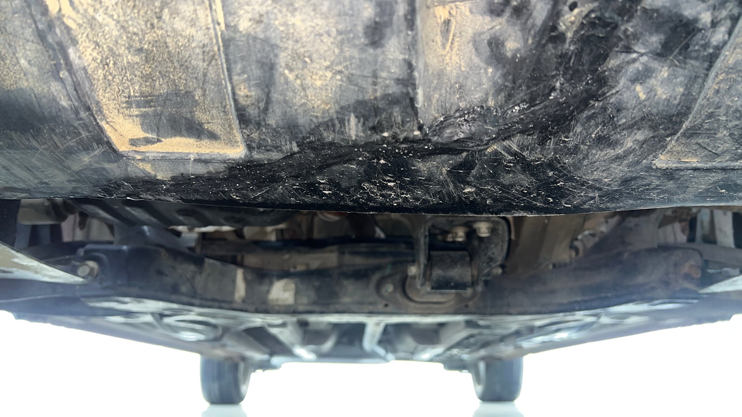 Used 2018 Hyundai Elite i20 Magna Executive 1.2 Petrol Manual extra FRONT LEFT UNDERBODY VIEW
