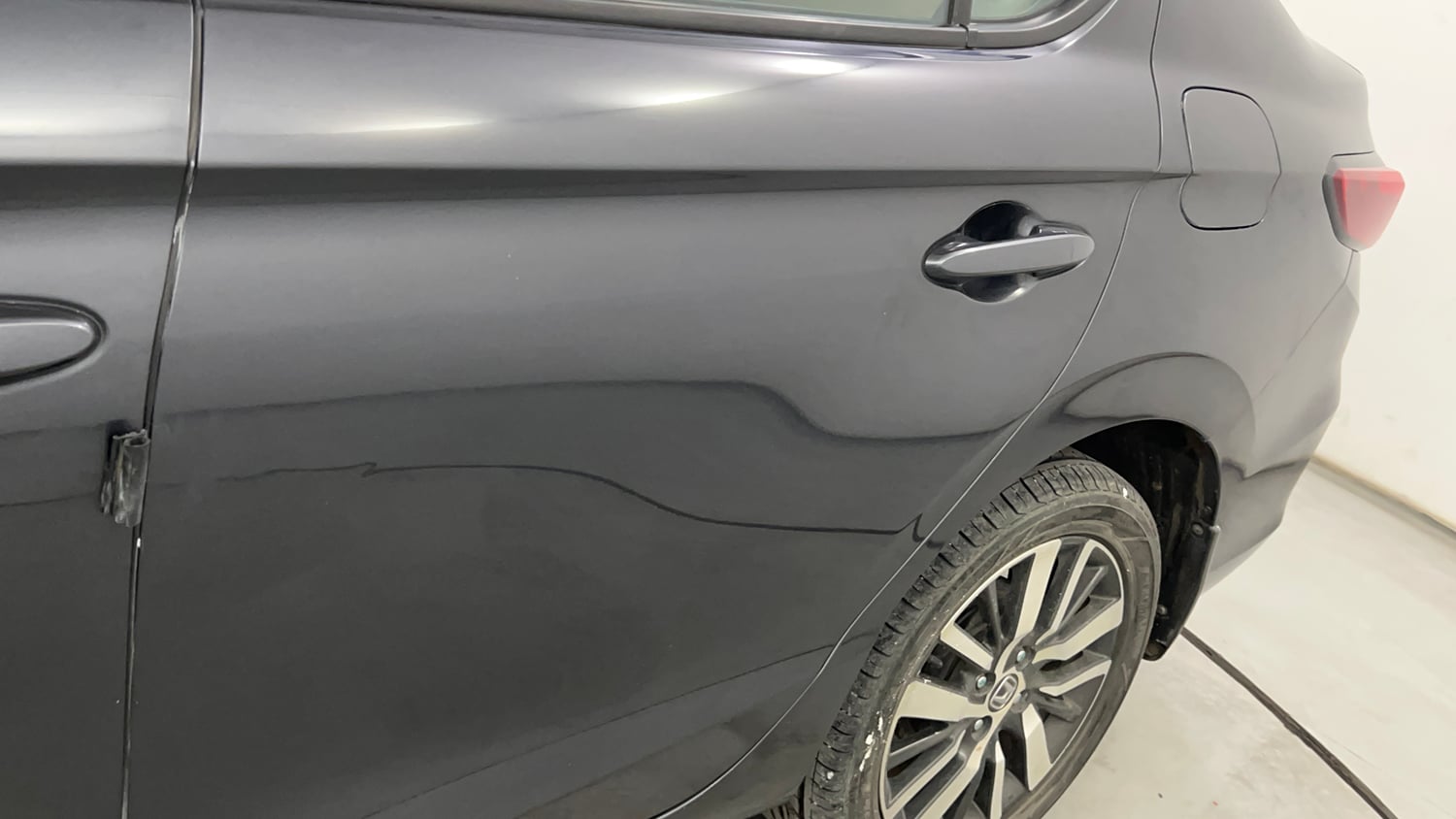 Used 2022 Honda City VX Diesel Diesel Manual dents MINOR SCRATCH