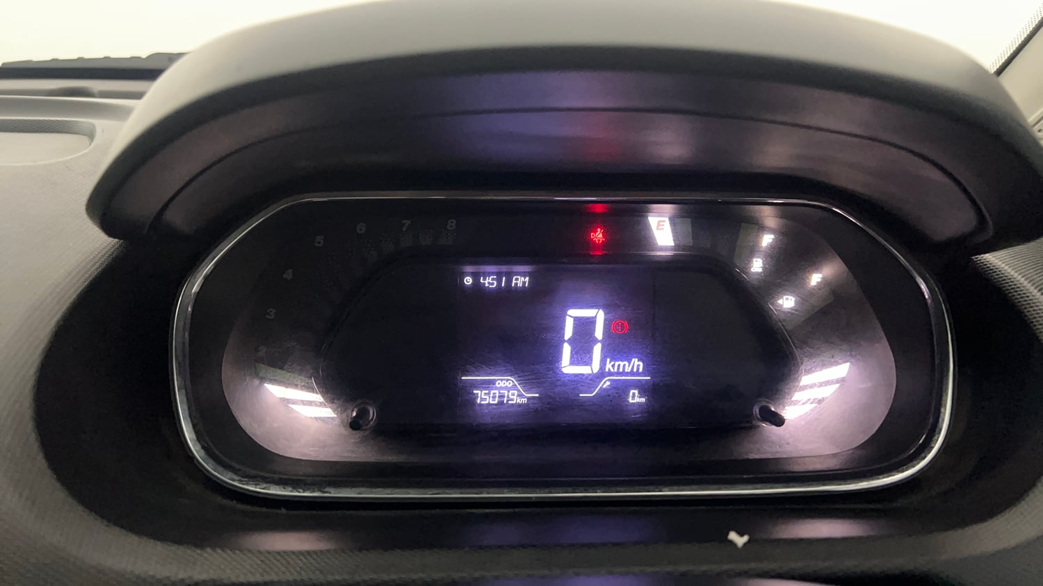 Used 2022 Tata Tiago XT CNG Cng Manual interior CLUSTERMETER VIEW
