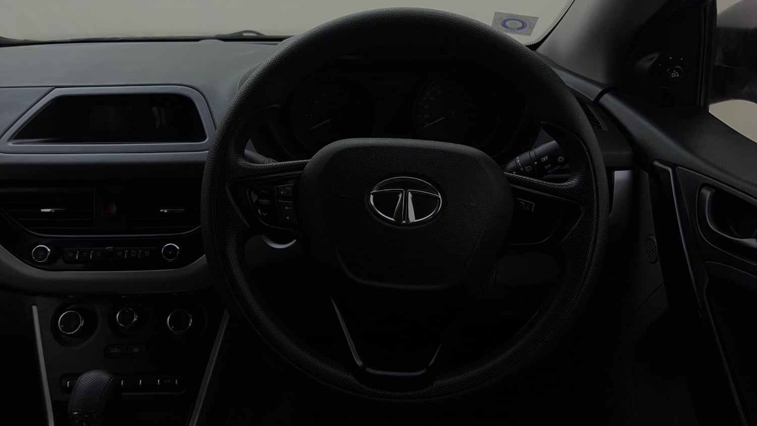 Used 2019 Tata Nexon XMA Petrol Petrol Automatic top_features Steering mounted controls