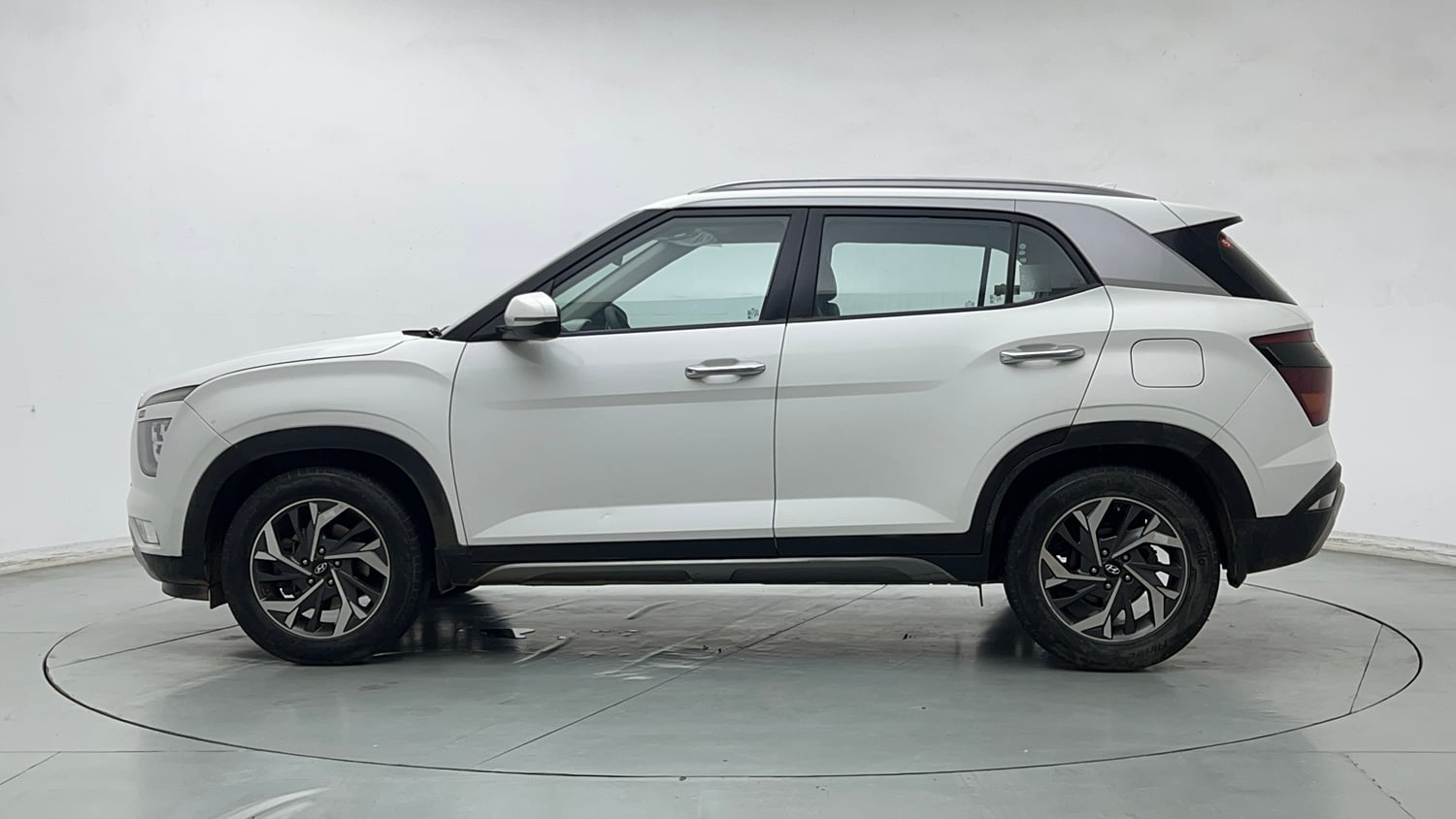 Used 2023 Hyundai Creta SX (O) 1.5 Petrol IVT Petrol Automatic exterior LEFT SIDE VIEW