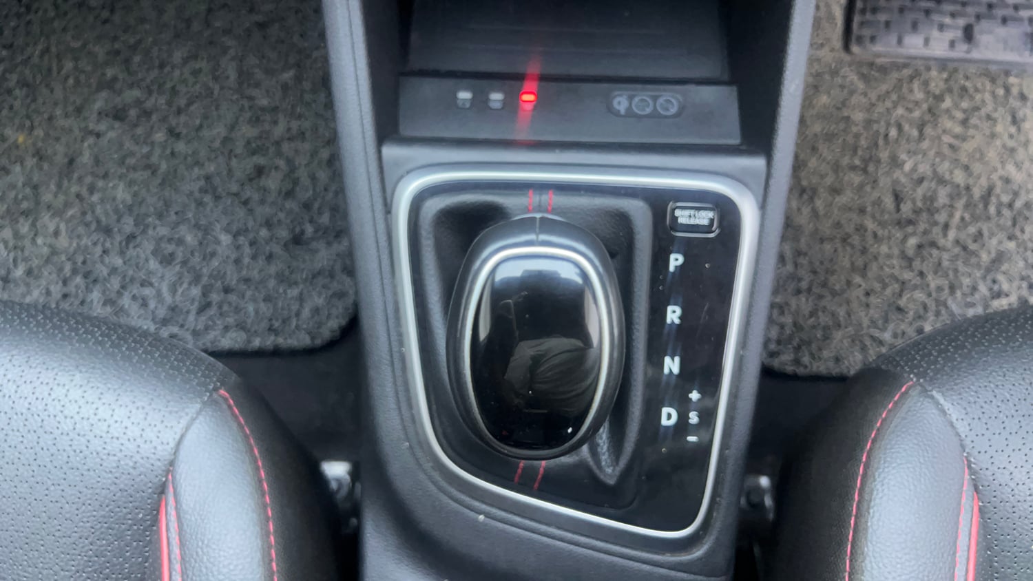 Used 2021 Hyundai Verna SX (O) 1.0 Turbo DCT Petrol Automatic interior GEAR  KNOB VIEW