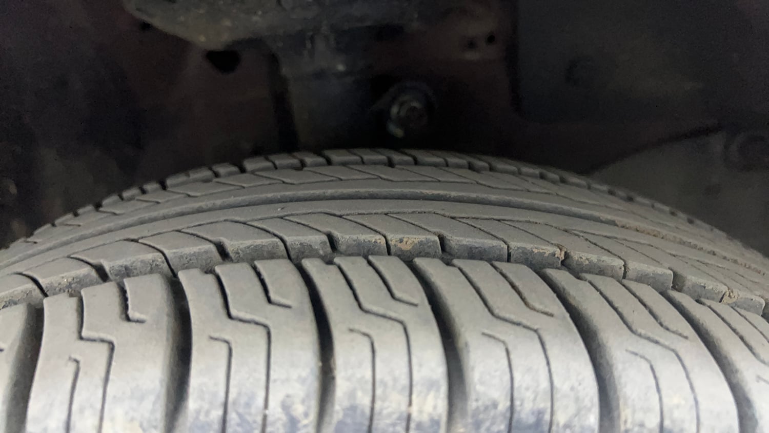 Used 2015 Honda Amaze 1.2 S i-VTEC Petrol Manual tyres RIGHT FRONT TYRE TREAD VIEW