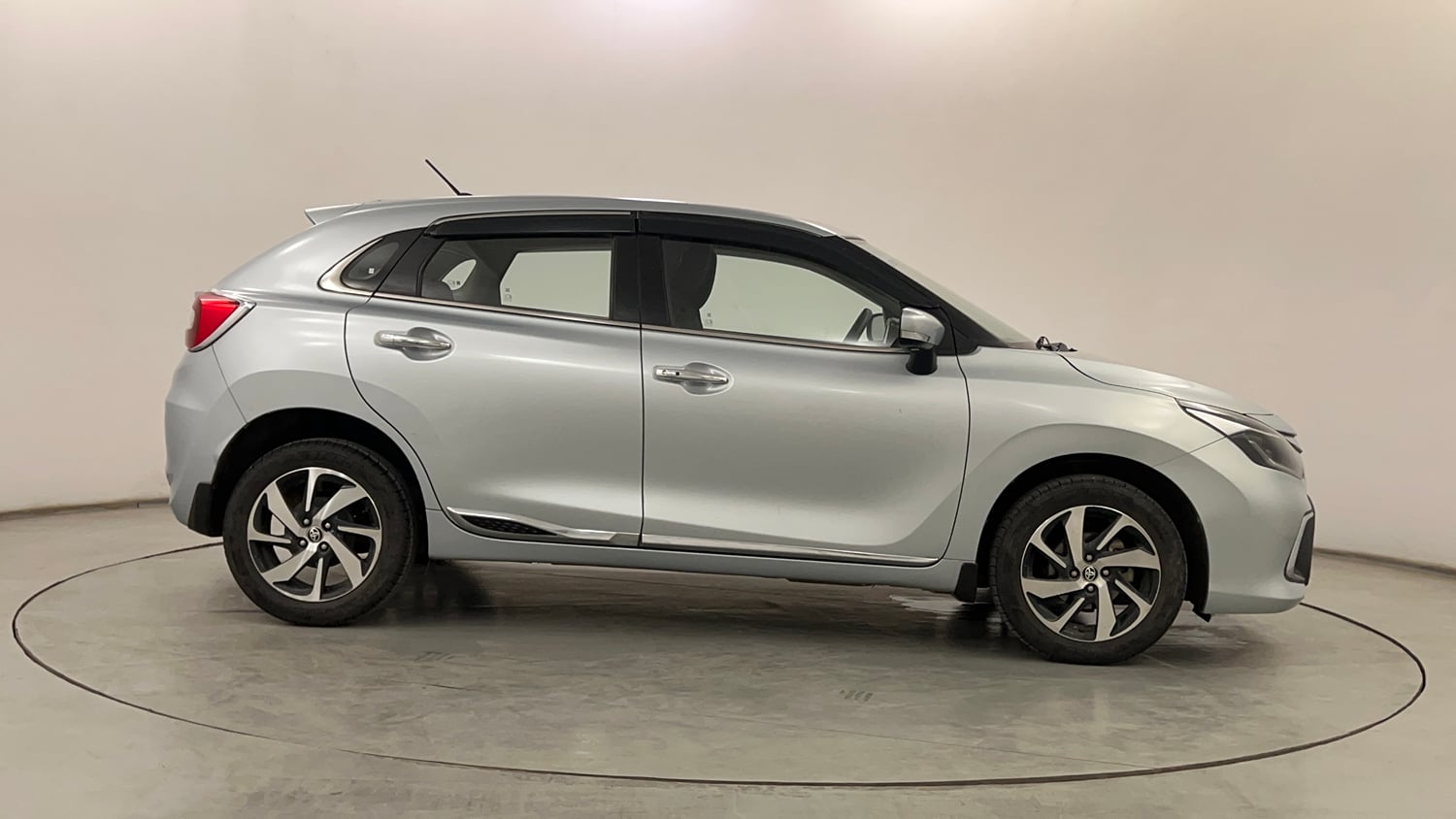 Used 2022 Toyota Glanza G Petrol Manual exterior RIGHT SIDE VIEW