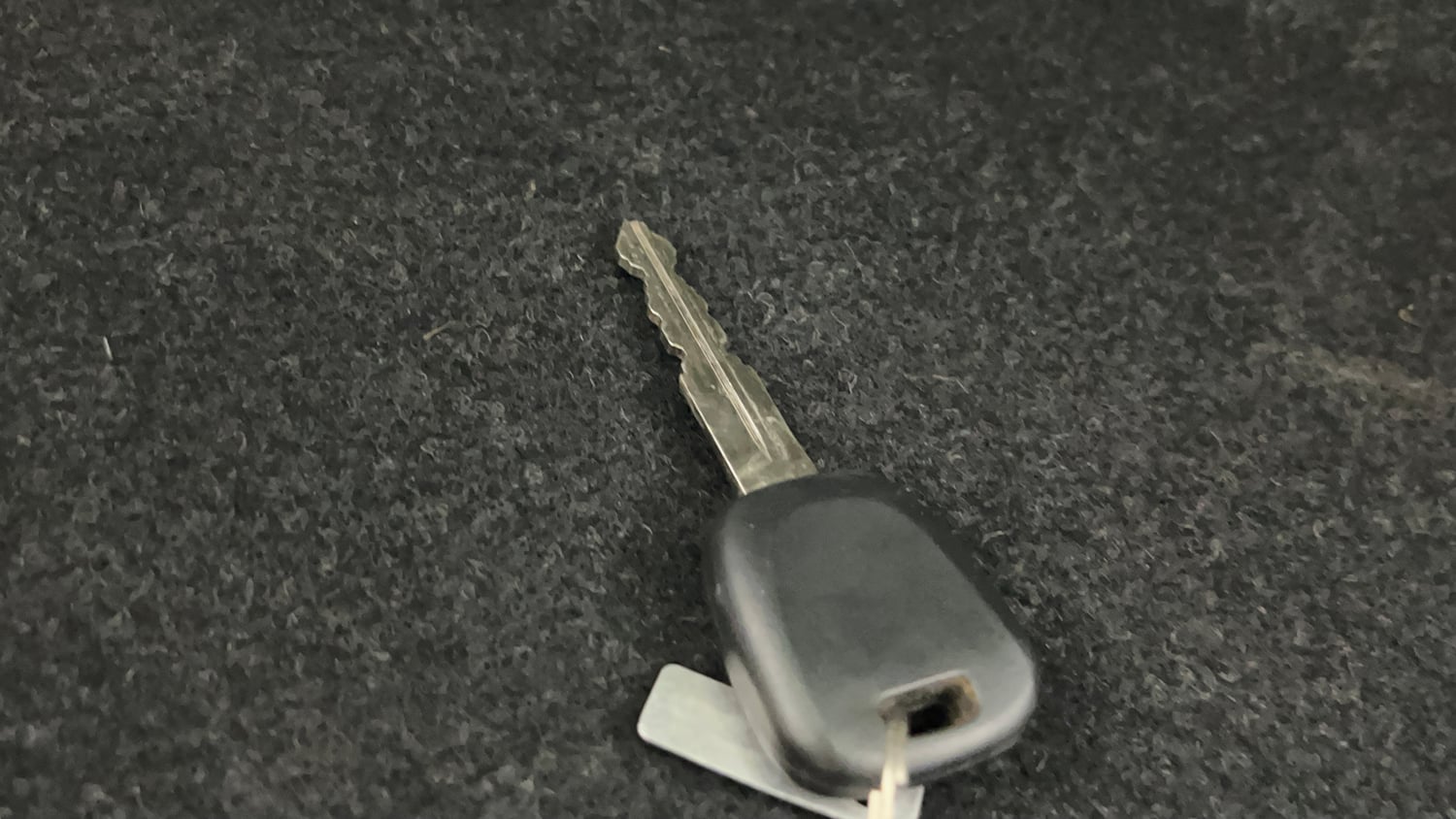 Used 2020 Maruti Suzuki Ignis Sigma 1.2 MT Petrol Manual extra CAR KEY VIEW