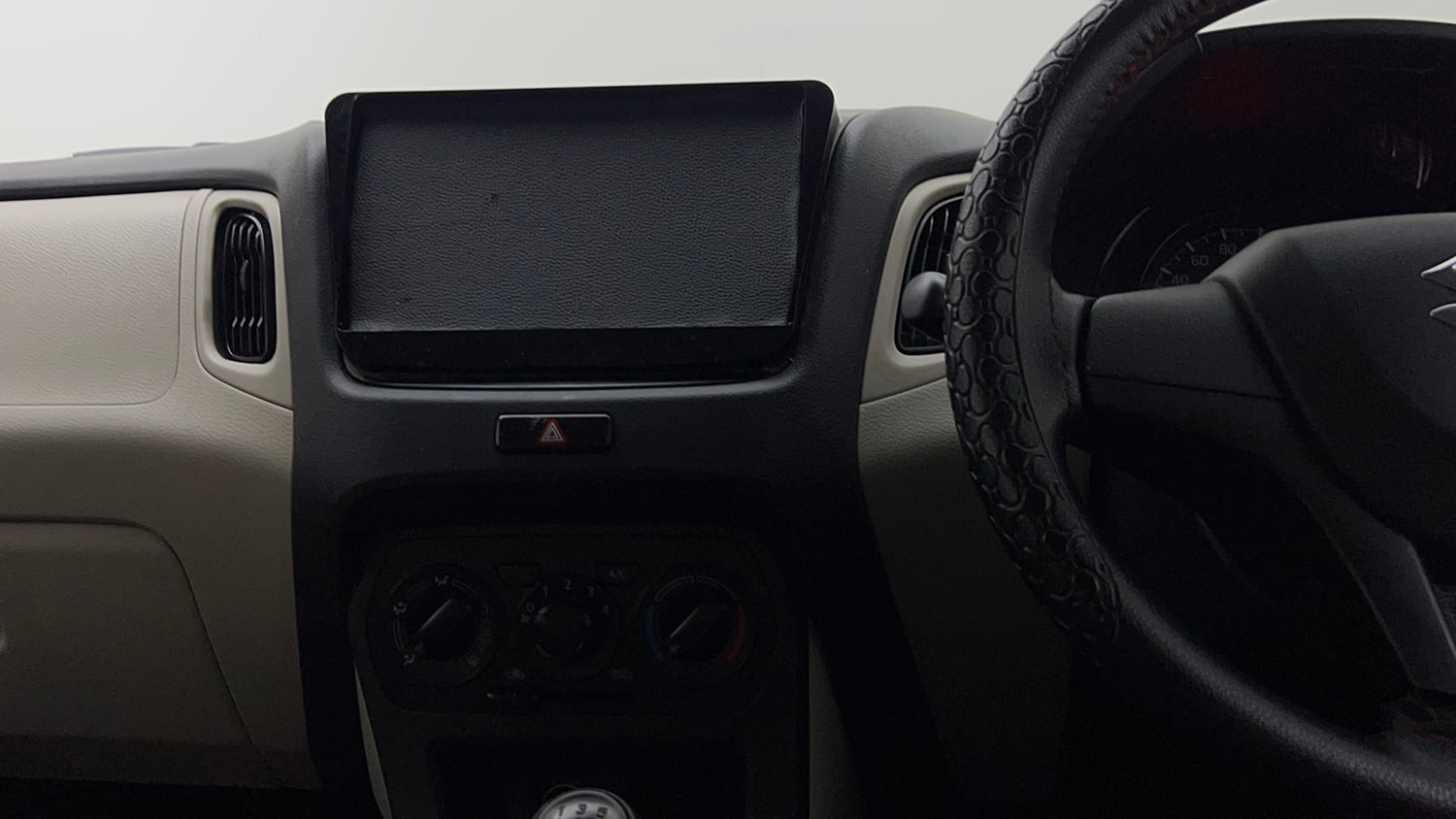 Used 2020 Maruti Suzuki Wagon R LXi (O) 1.0 CNG Cng Manual interior MUSIC SYSTEM & AC CONTROL VIEW