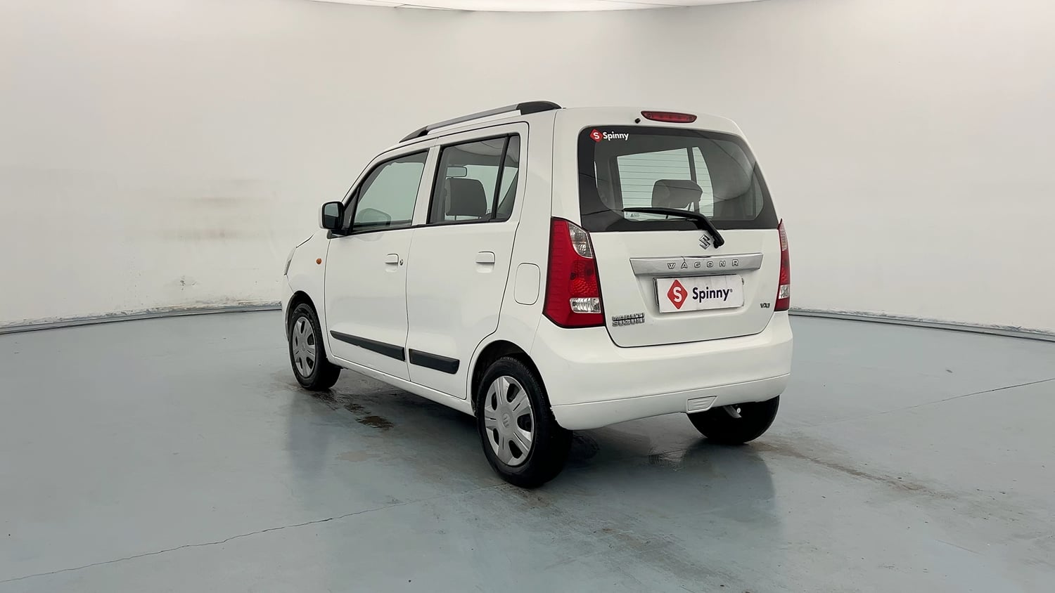 Used 2017 Maruti Suzuki Wagon R 1.0 VXI Petrol + CNG (Outside Fitted) Cng Manual exterior LEFT REAR CORNER VIEW