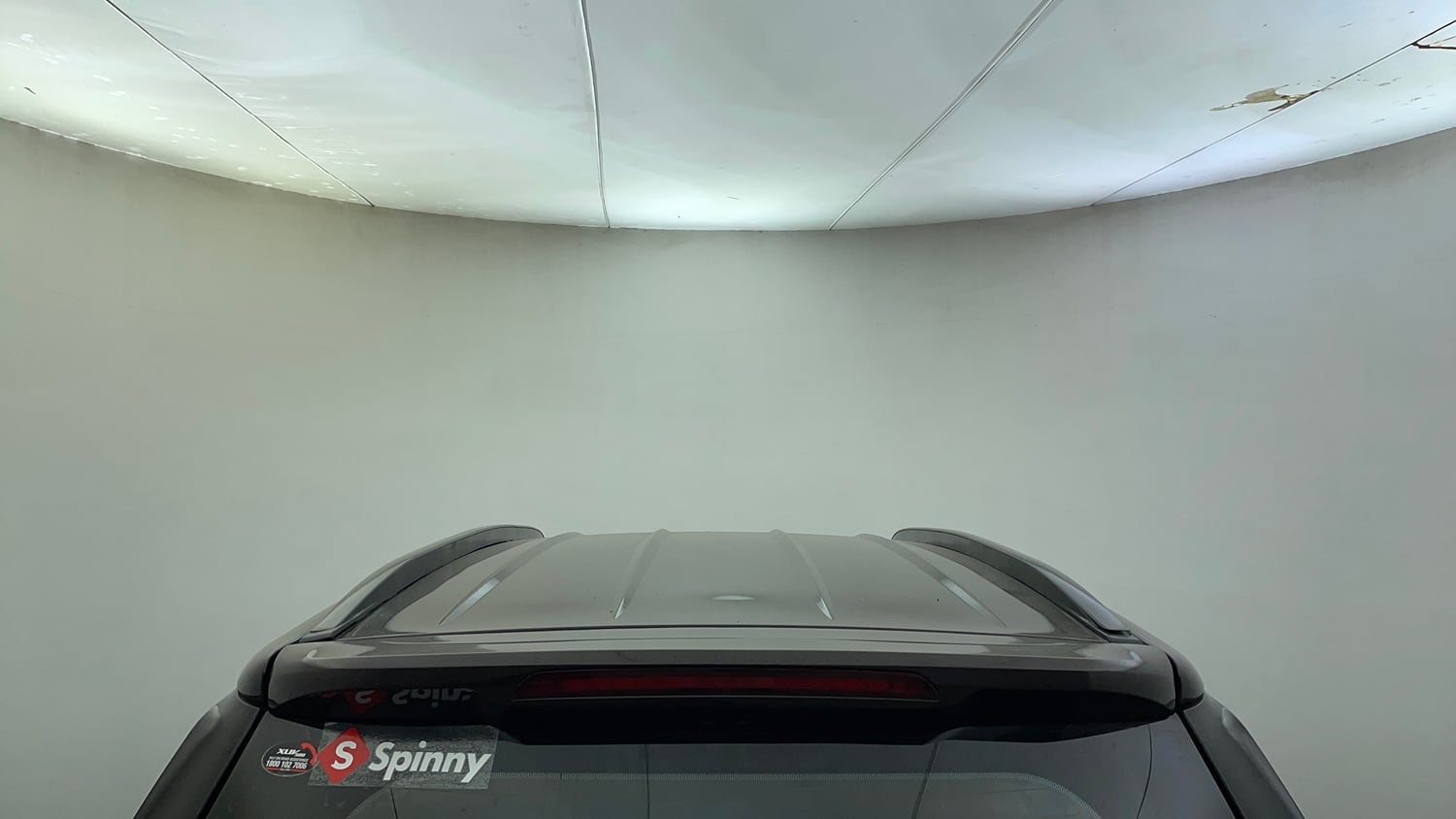 Used 2019 Mahindra XUV500 W7 Diesel Manual exterior EXTERIOR ROOF VIEW
