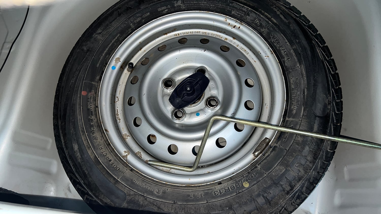 Used 2022 Maruti Suzuki Wagon R 1.0 LXi (O) 1.0 Petrol Manual tyres SPARE TYRE VIEW