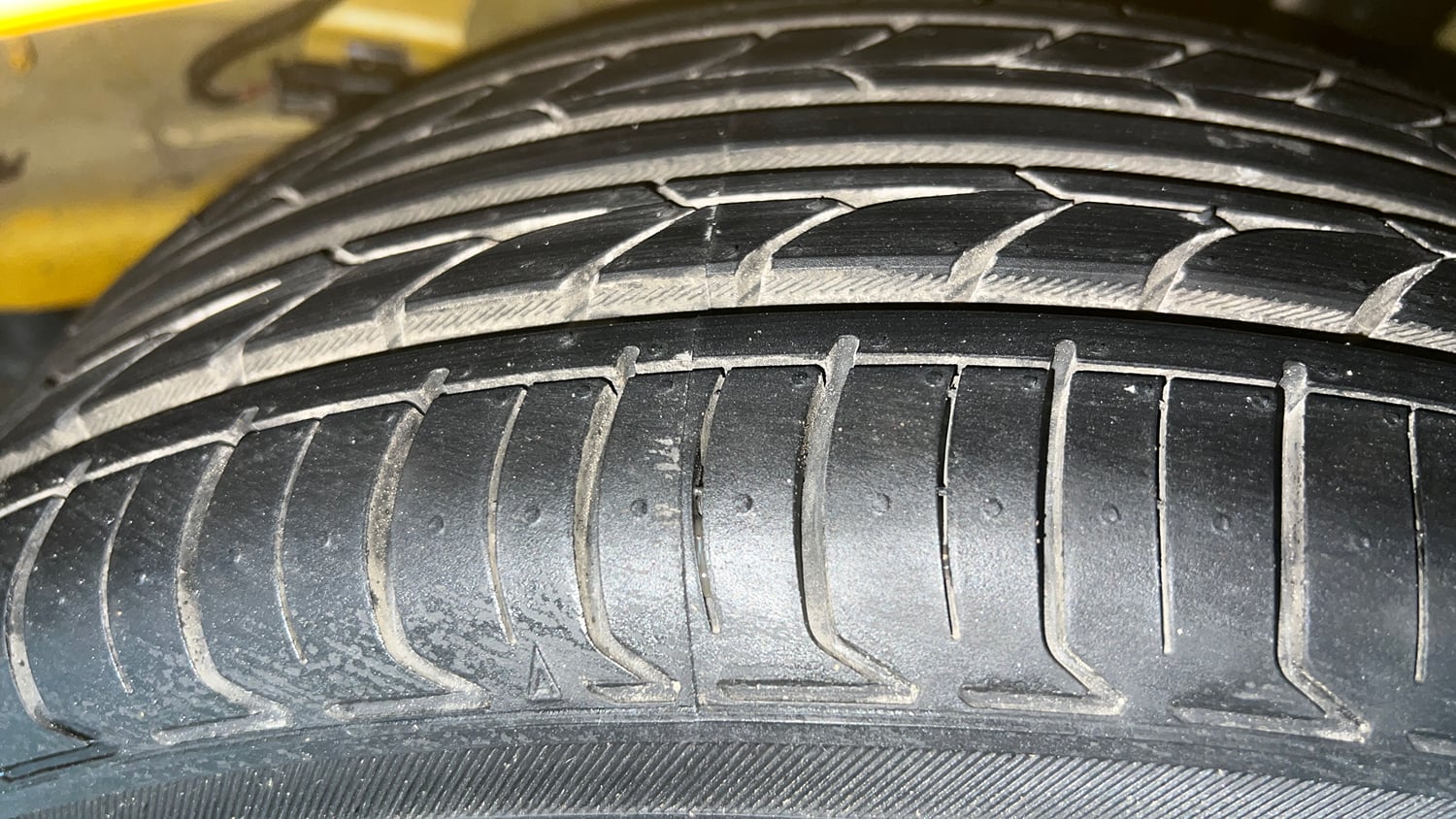 Used 2020 Tata Tiago XZ Plus Petrol Manual tyres LEFT REAR TYRE TREAD VIEW