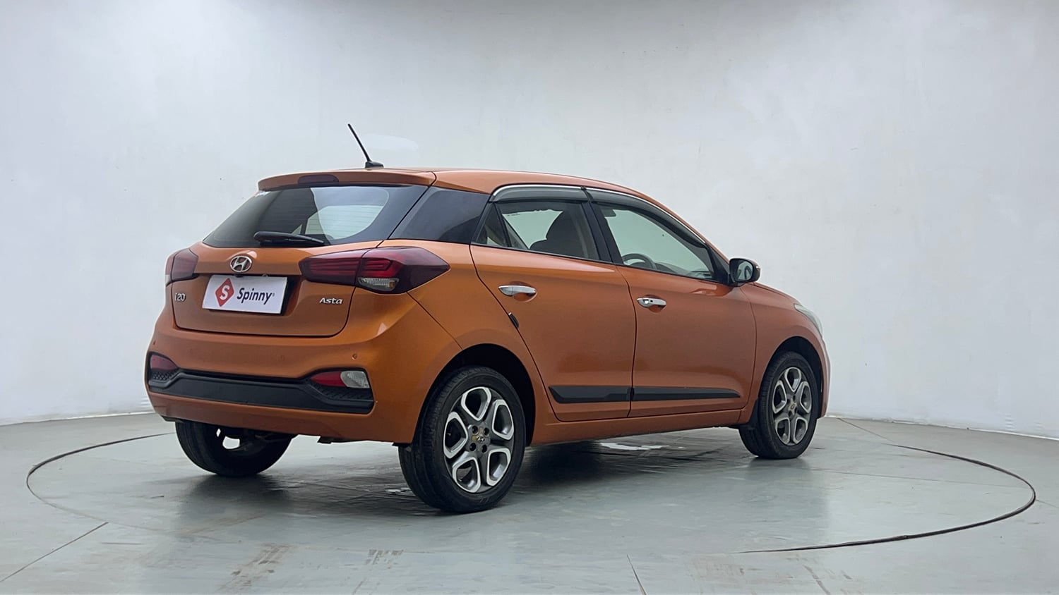 Used 2018 Hyundai Elite i20 Asta 1.4 (O) CRDi Diesel Manual exterior RIGHT REAR CORNER VIEW
