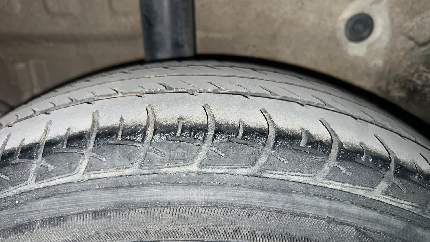 Used 2018 Maruti Suzuki Celerio X Zxi AMT Petrol Automatic tyres RIGHT REAR TYRE TREAD VIEW