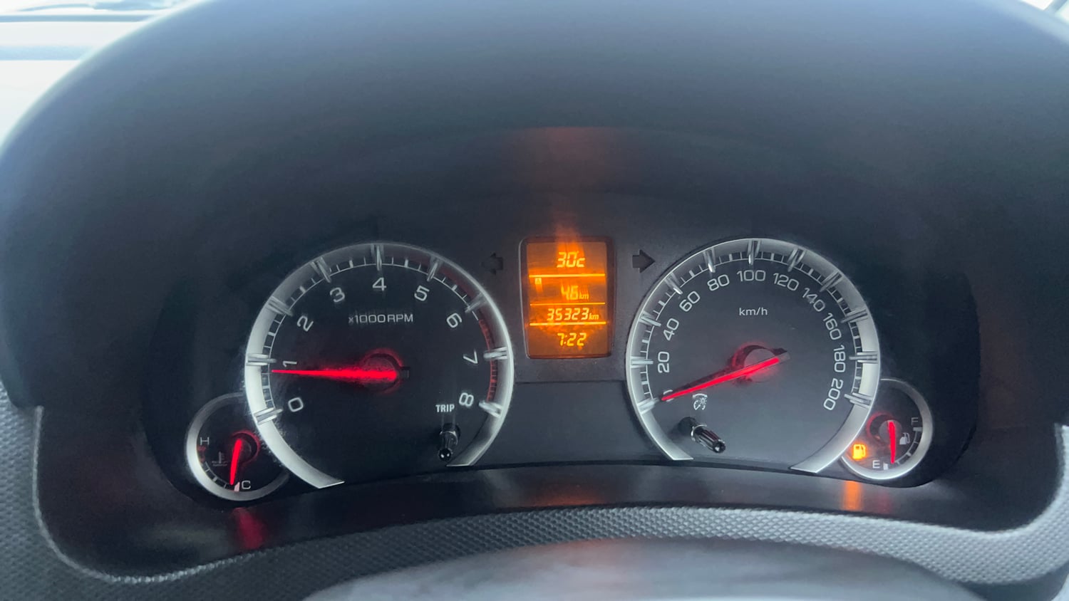 Used 2017 Maruti Suzuki Swift ZXi Petrol Manual interior CLUSTERMETER VIEW