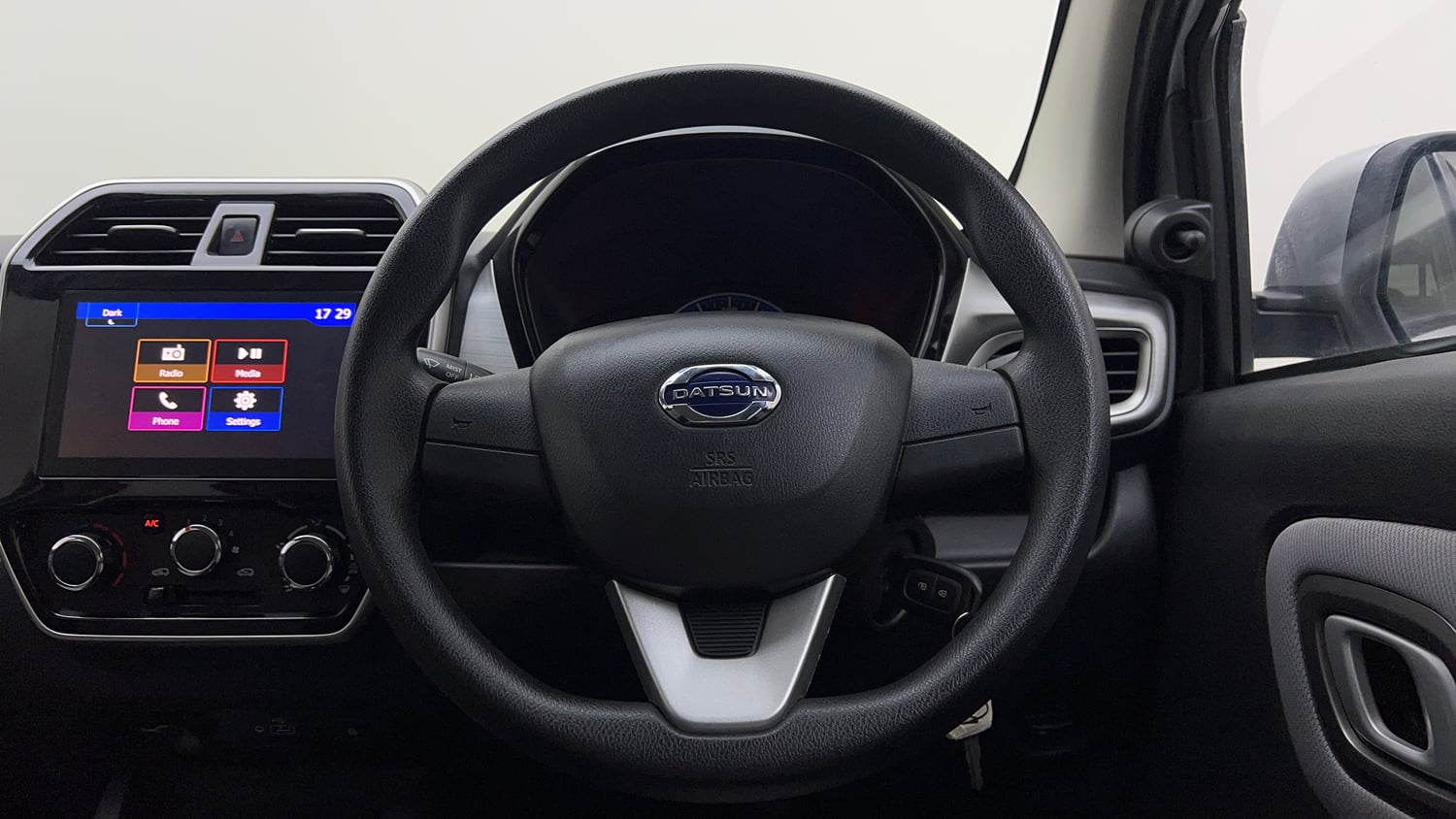 Used 2021 Datsun Redi-GO T(O) 1.0 AMT Petrol Automatic interior STEERING VIEW