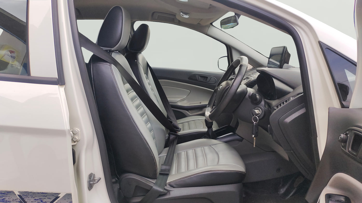 Used 2017 Ford EcoSport Ambiente 1.5L TDCi Diesel Manual interior RIGHT SIDE FRONT DOOR CABIN VIEW