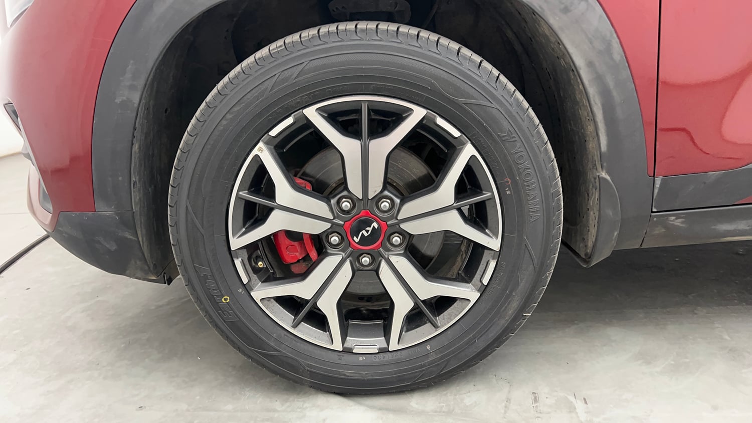 Used 2022 Kia Seltos GTX Plus 1.4 Petrol Manual tyres LEFT FRONT TYRE RIM VIEW