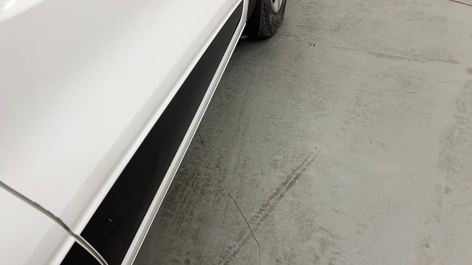 Used 2016 Renault Kwid RXT Petrol Manual dents MINOR SCRATCH