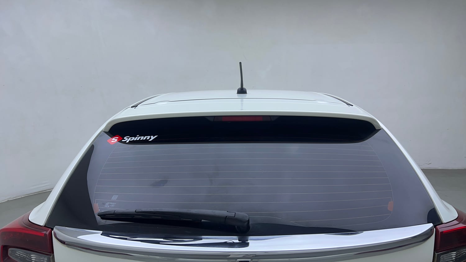 Used 2023 Maruti Suzuki Baleno Alpha MT Petrol Manual exterior BACK WINDSHIELD VIEW