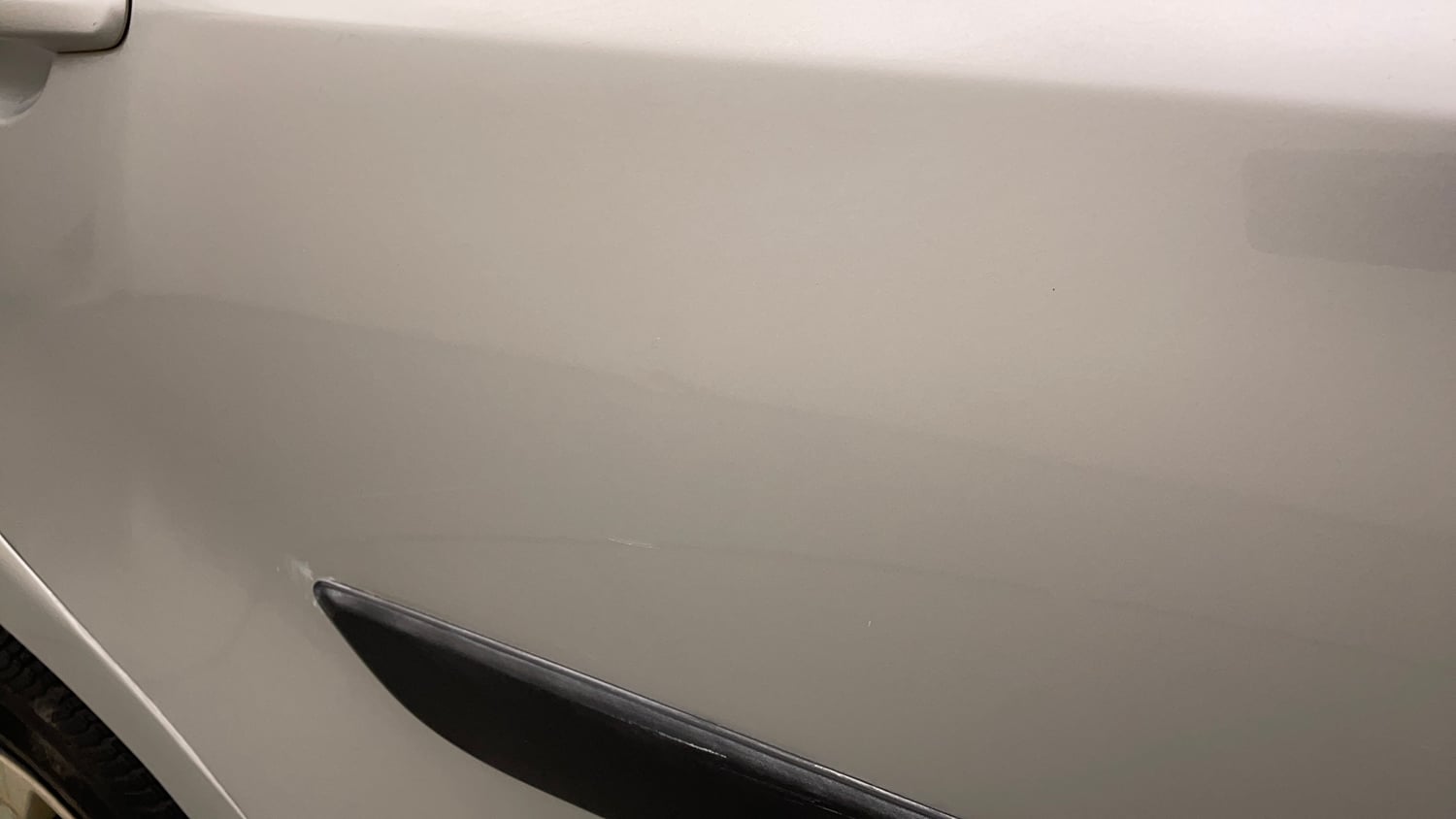 Used 2014 Maruti Suzuki Swift VXi Petrol Manual dents MINOR SCRATCH